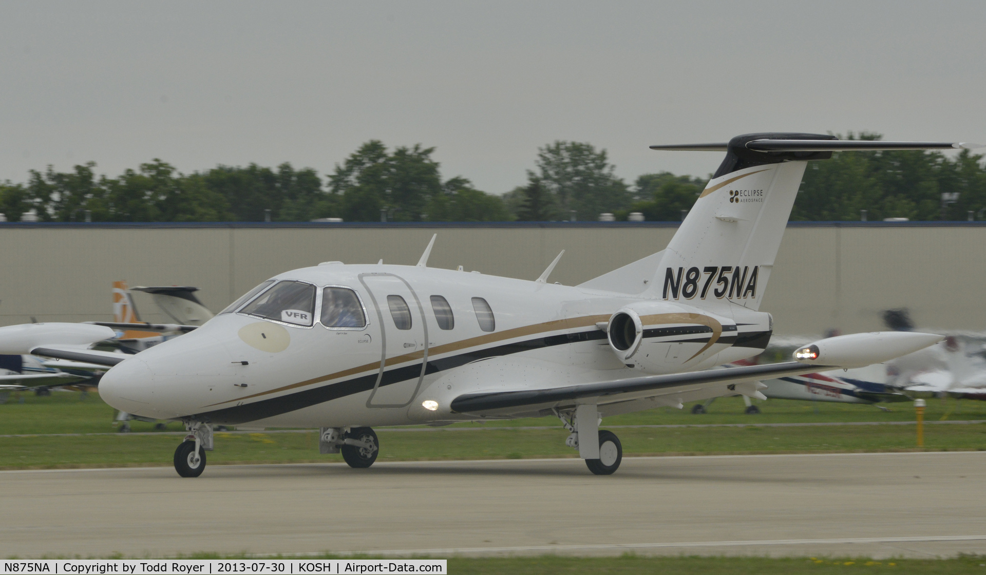 N875NA, 2007 Eclipse Aviation Corp EA500 C/N 000018, Airventure 2013