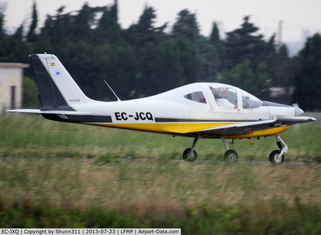 EC-JXQ, 2006 Tecnam P-2002 Sierra C/N 021, Taxiing to the Airclub...