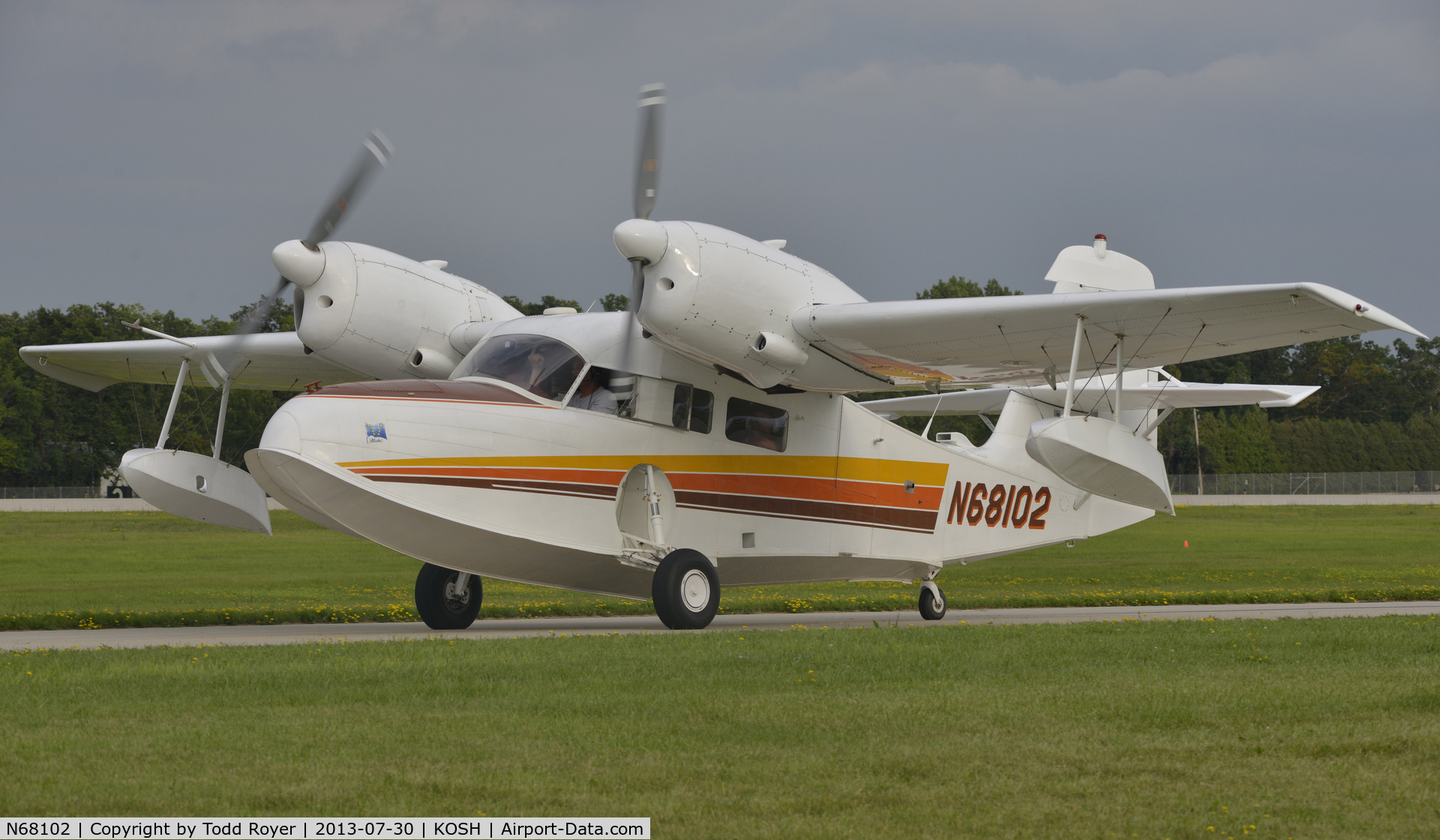 N68102, 1945 Grumman G-44 Widgeon C/N 1351, Airventure 2013