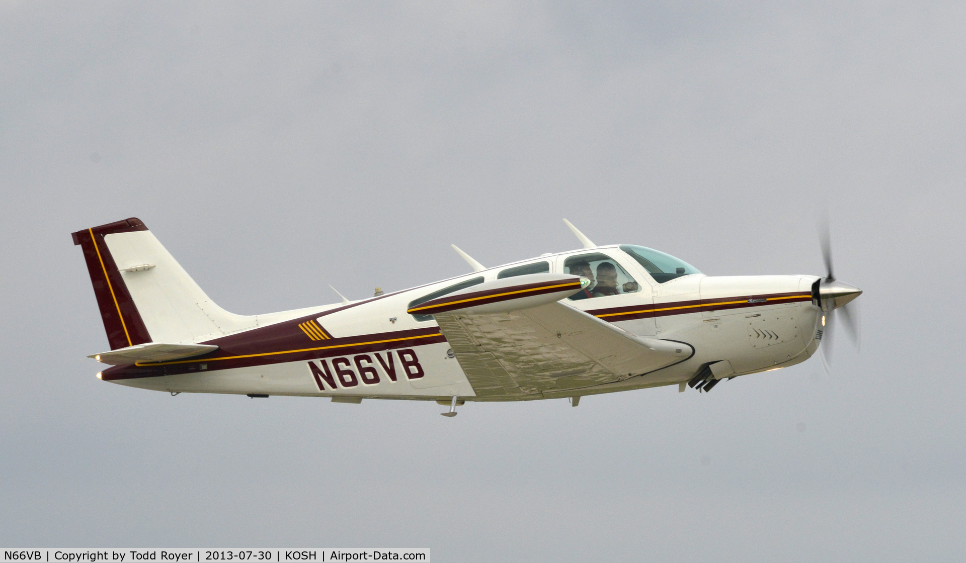 N66VB, 1978 Beech F33A Bonanza C/N CE-830, Airventure 2013