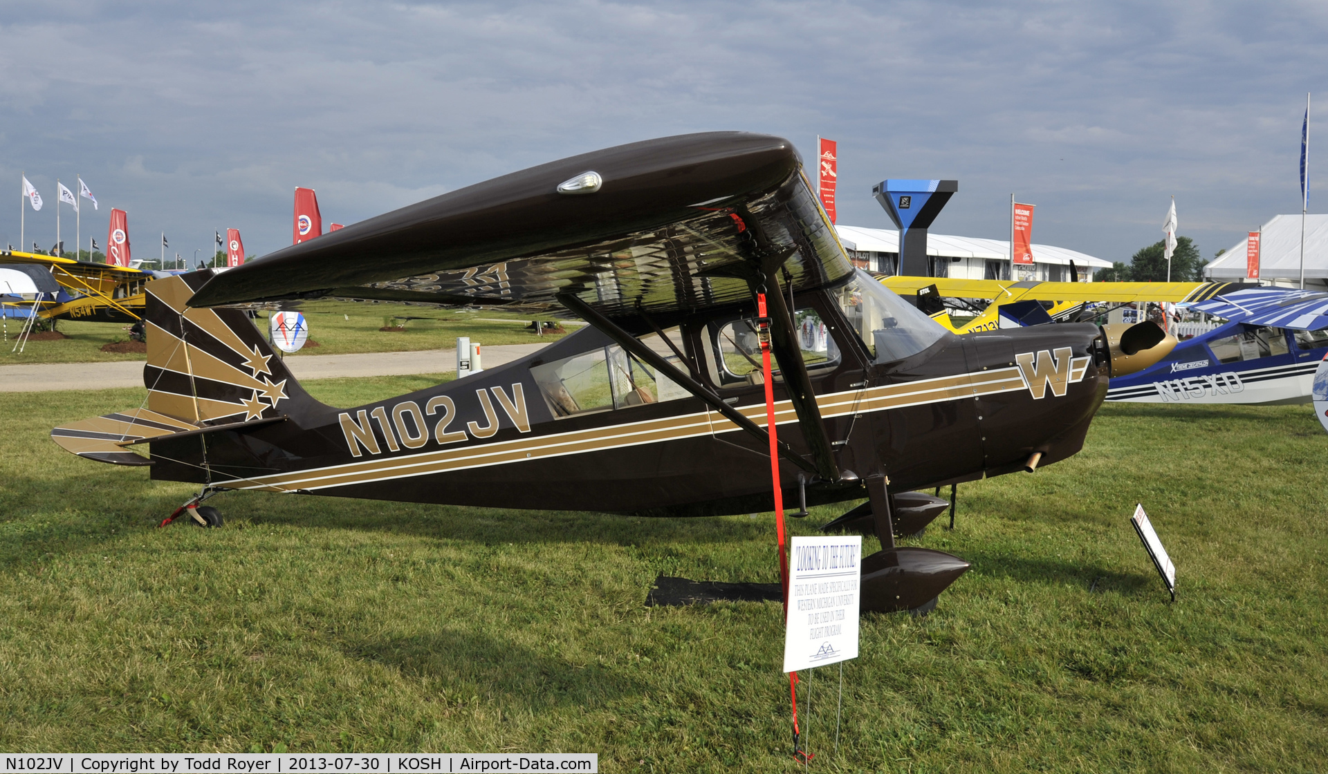 N102JV, 2013 American Champion 8KCAB Decathlon C/N 1128-2013, Airventure 2013