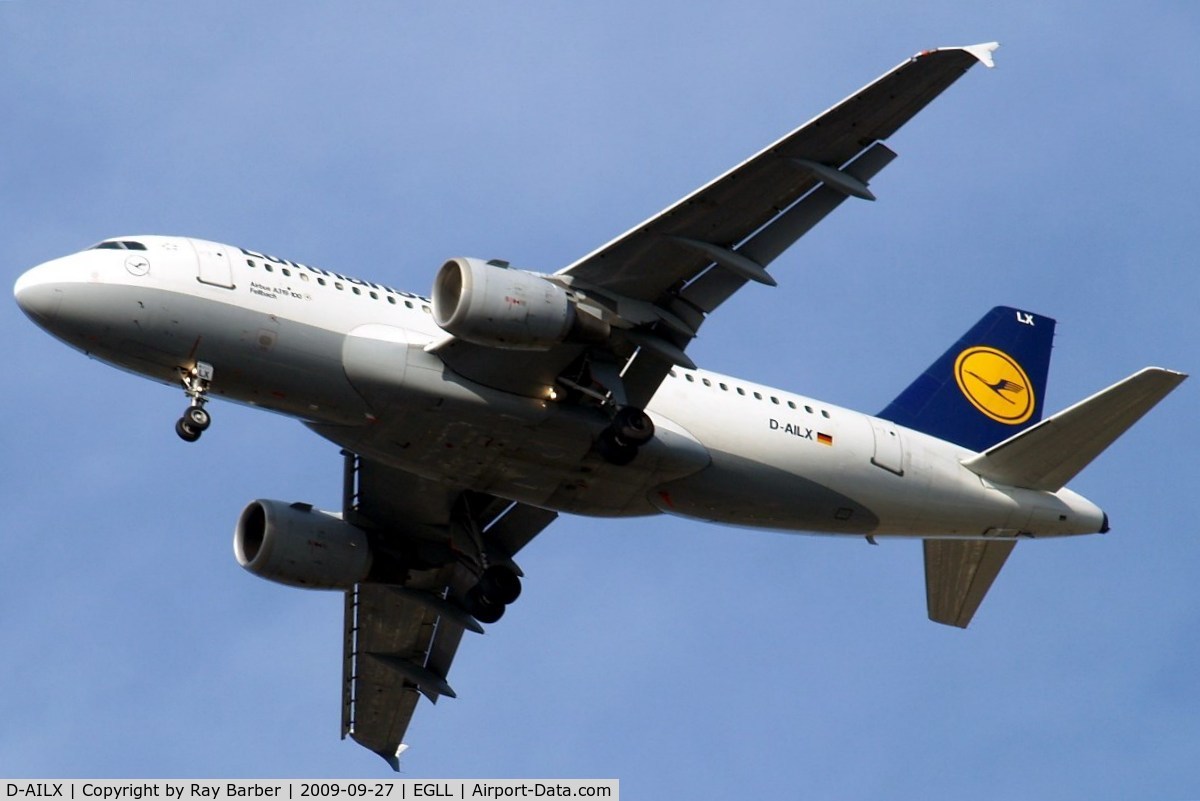 D-AILX, 1998 Airbus A319-114 C/N 860, Airbus A319-114 [0860] (Lufthansa) Home~G 27/09/2009