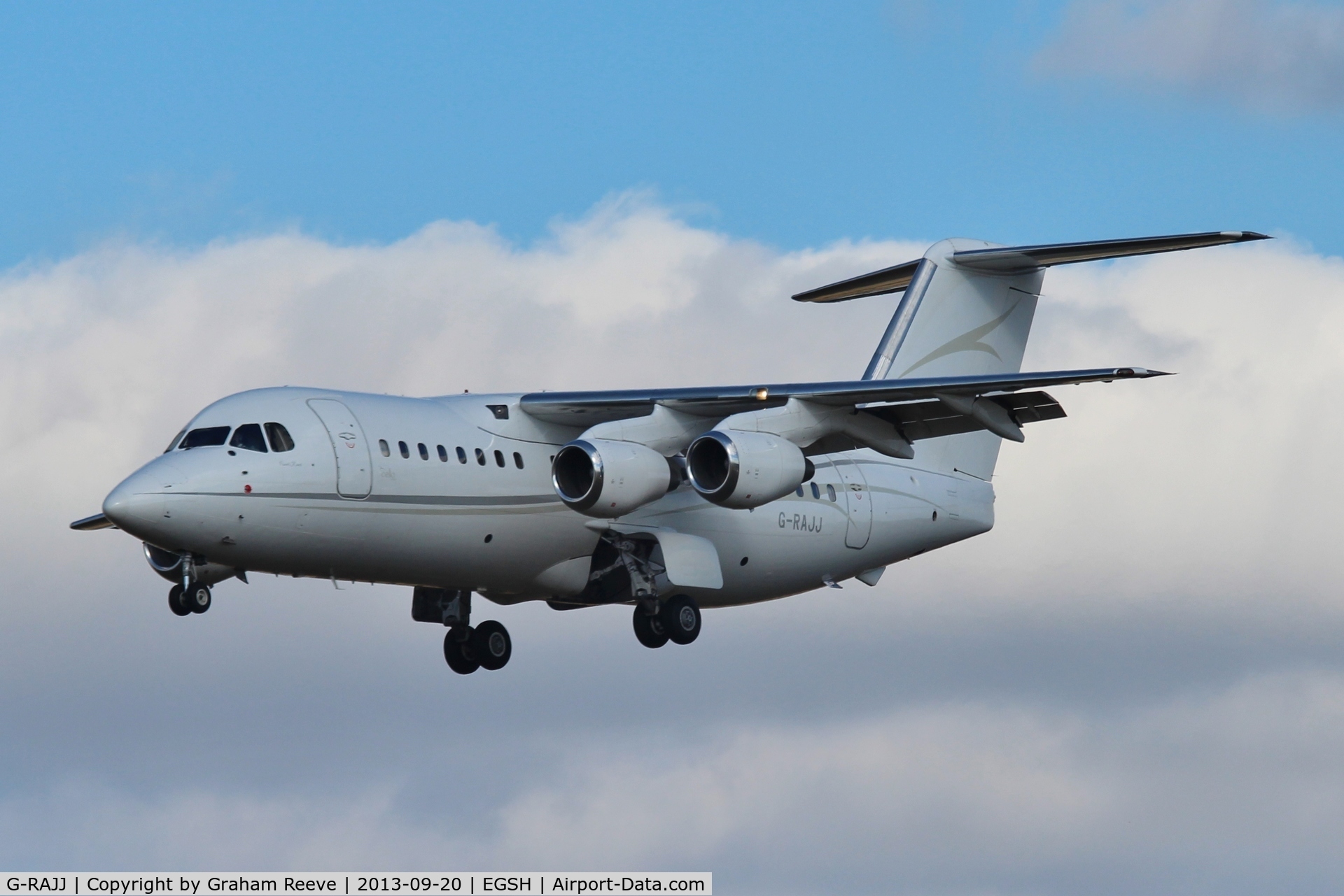 G-RAJJ, 1988 British Aerospace BAe.146-200 C/N E2108, Coming into land at Norwich.