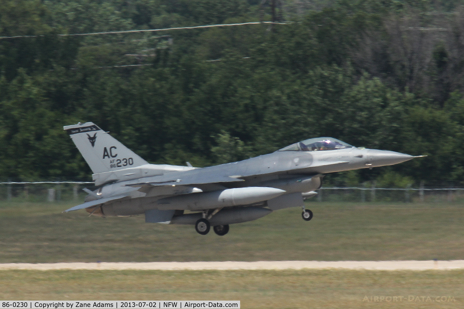 86-0230, 1986 General Dynamics F-16C Fighting Falcon C/N 5C-336a, Departing NAS Fort Worth