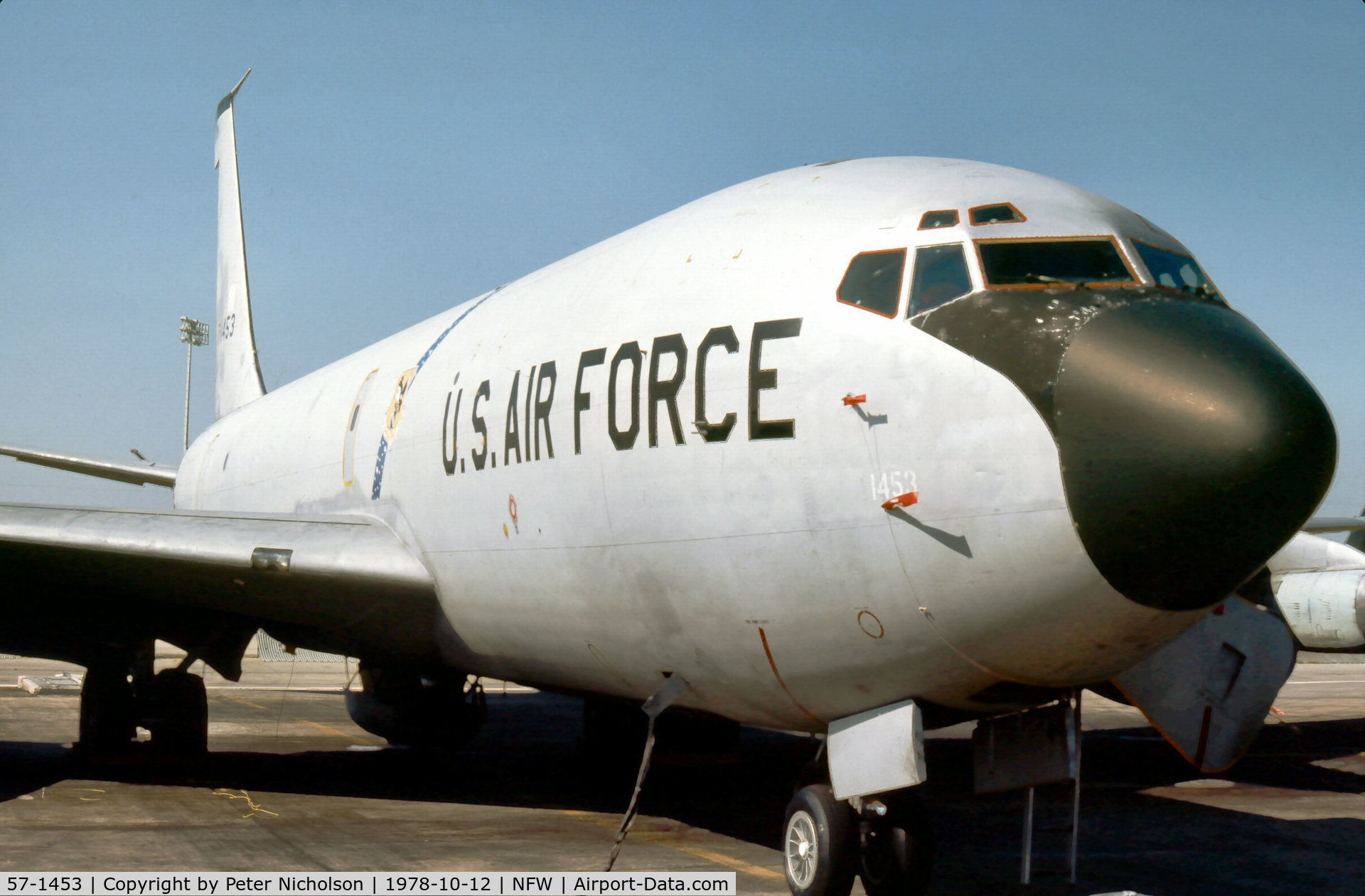 57-1453, 1953 Boeing KC-135A Stratotanker C/N 17524, KC-135A Stratotanker of 7th Air Refuelling Squadron/7th Bomb Wing on the flight-line at Carswell AFB in October 1978.