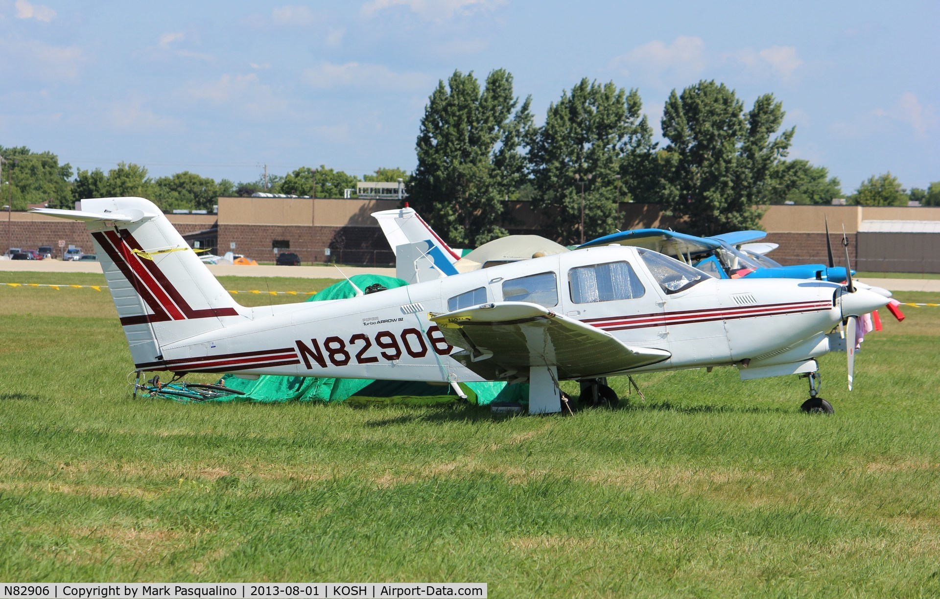 N82906, 1982 Piper PA-28RT-201T Arrow IV C/N 28R-8231069, Piper PA-28RT-201T
