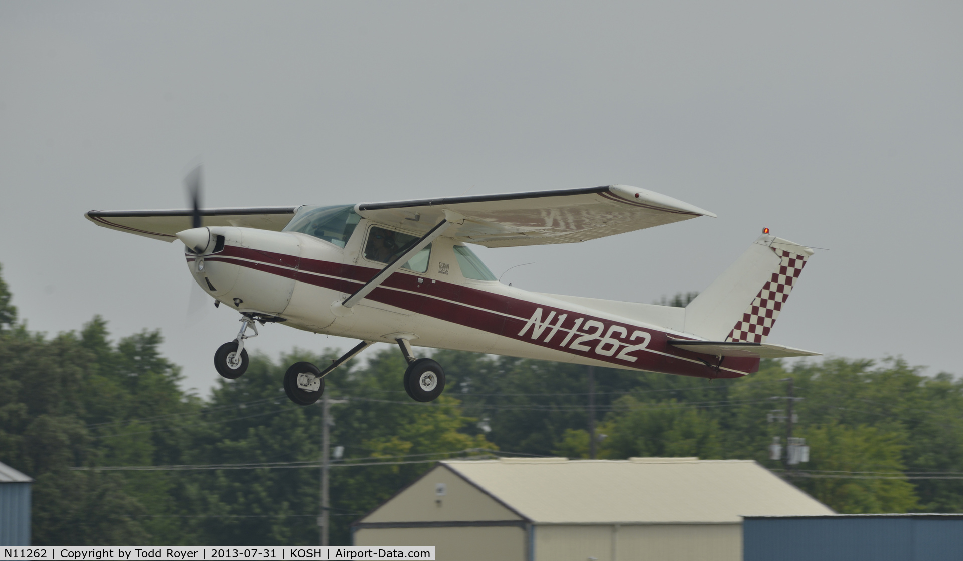 N11262, 1973 Cessna 150L C/N 15075282, Airventure 2013