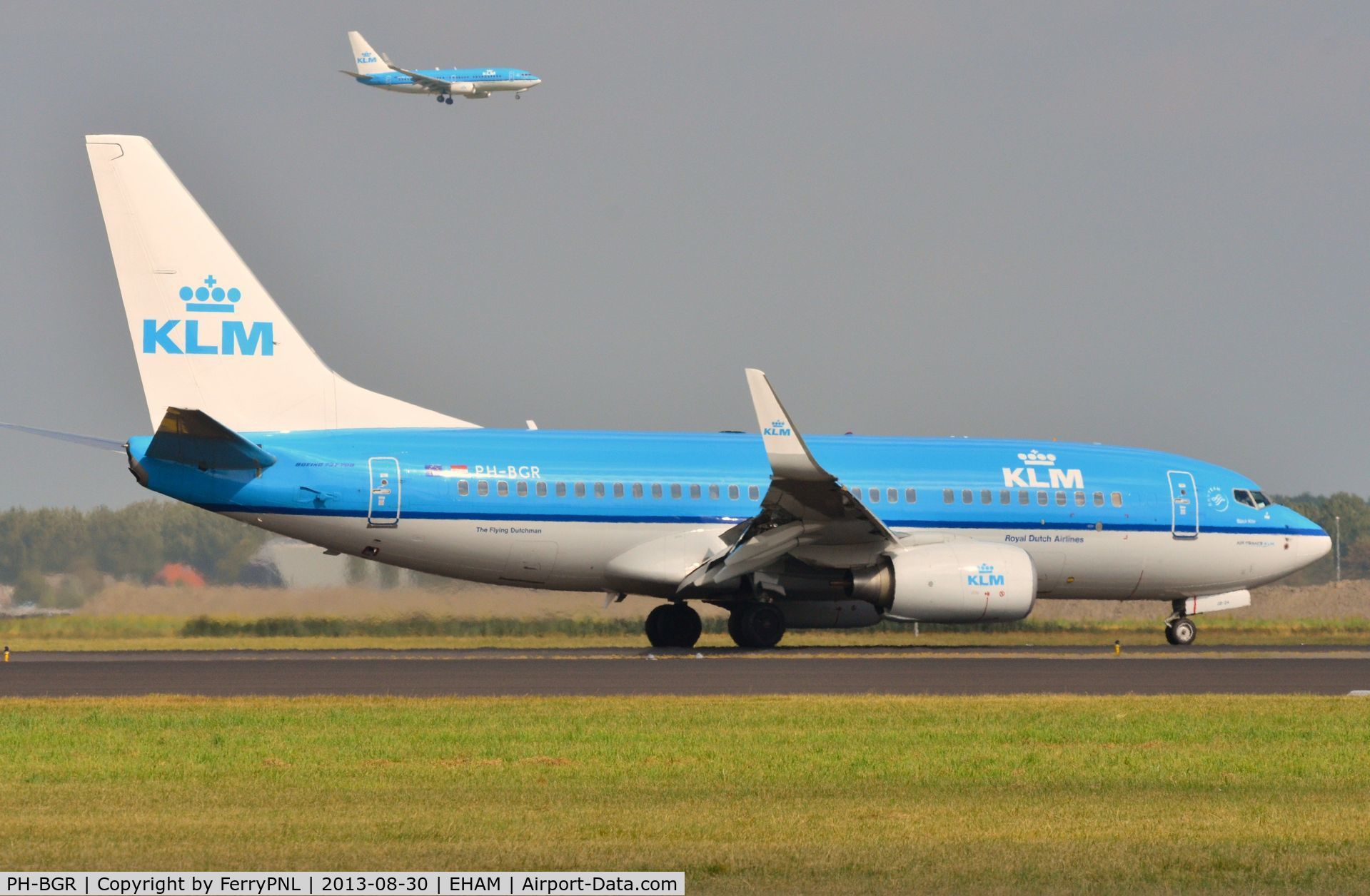 PH-BGR, 2011 Boeing 737-7K2 C/N 39446, KLM B737 just arrived while her sister ship is about to.
