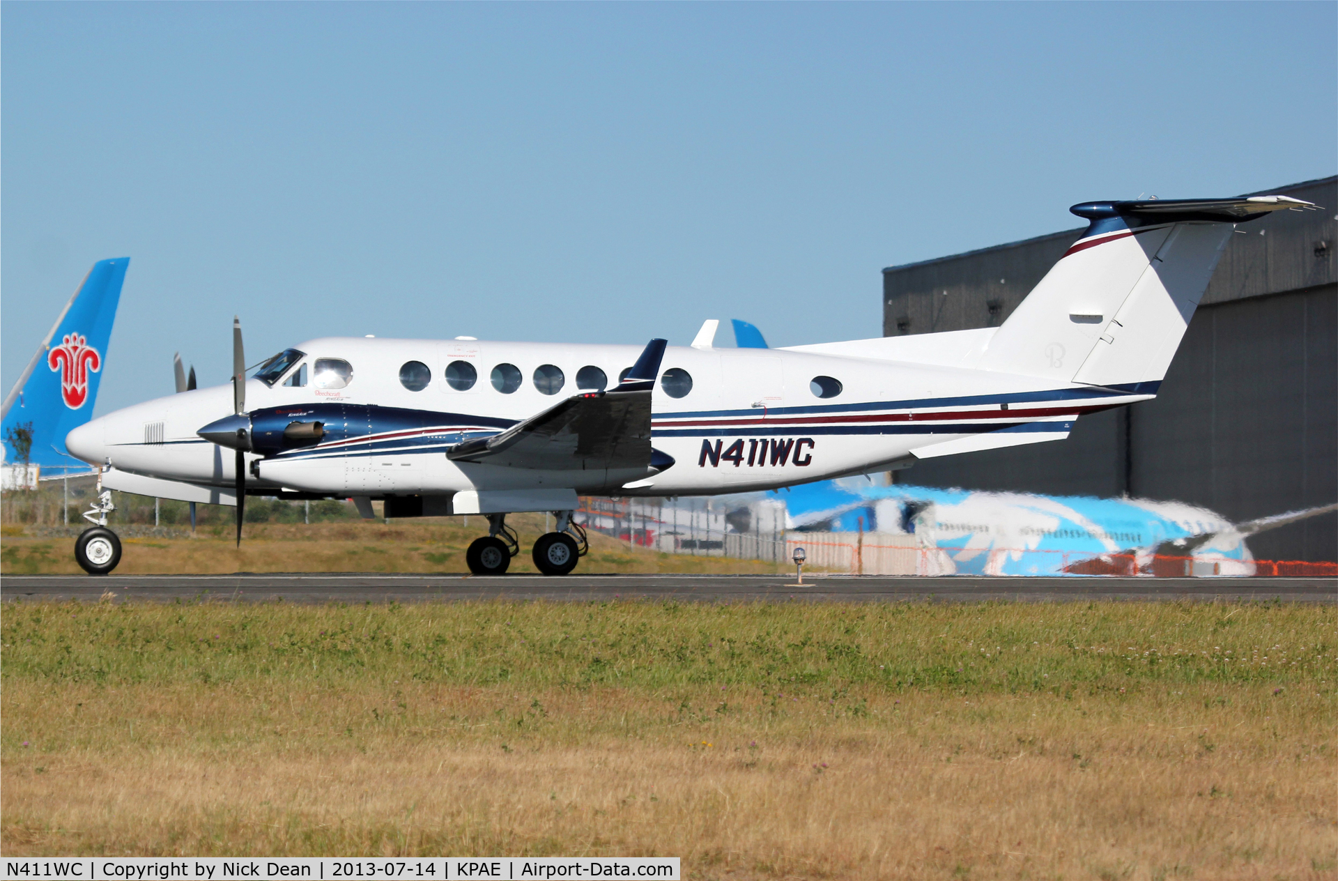 N411WC, 2007 Hawker Beechcraft 350 King Air (B300) C/N FL-571, KPAE/PAE