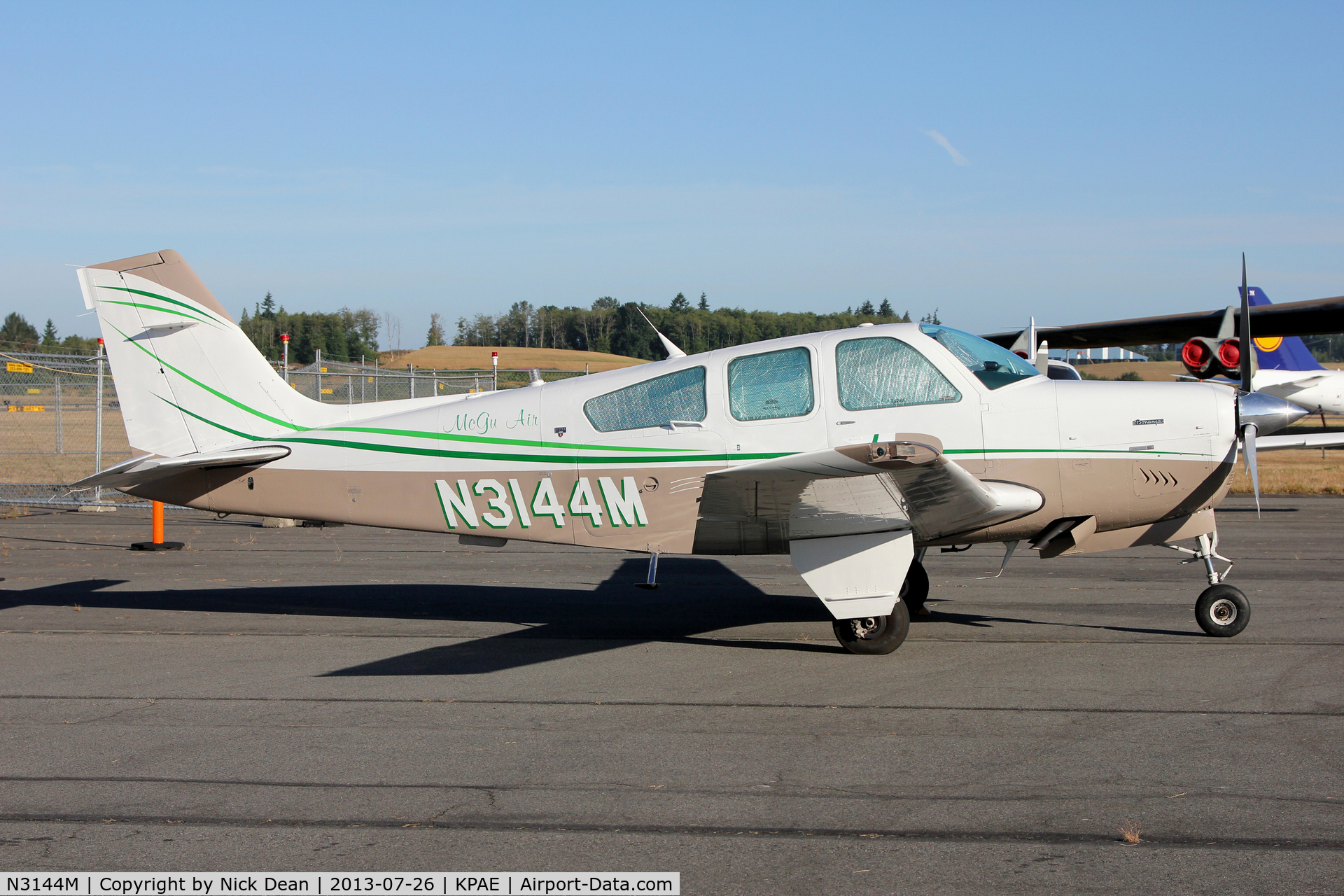 N3144M, 1987 Beech F33A Bonanza C/N CE-1206, KPAE/PAE