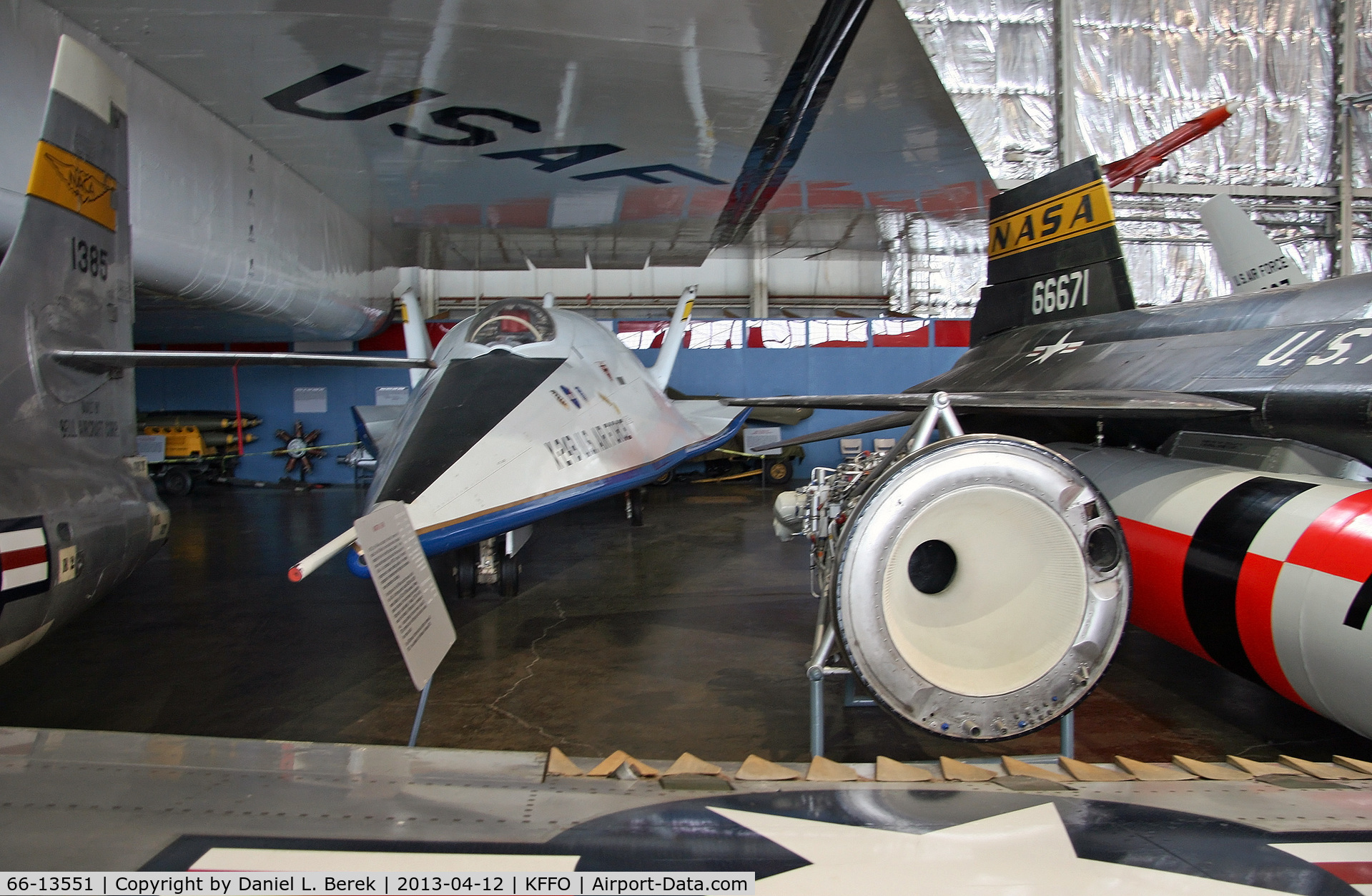 66-13551, 1972 Martin Marietta X-24B C/N Not found, An X-1, X-15, and the XB-70 frame the Martin X-24.