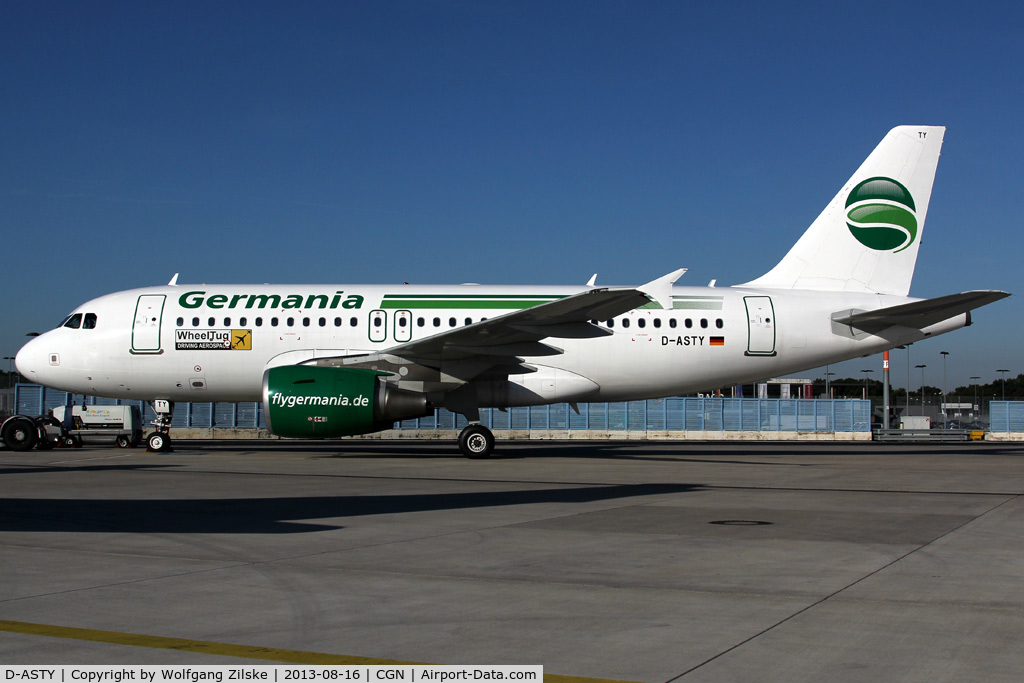 D-ASTY, 2008 Airbus A319-112 C/N 3407, visitor
