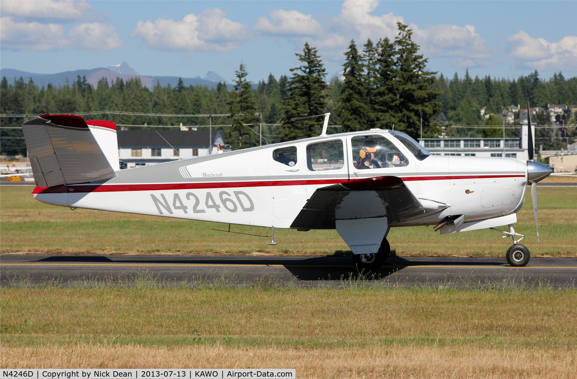 N4246D, 1956 Beech G35 Bonanza C/N D-4468, KAWO/AWO