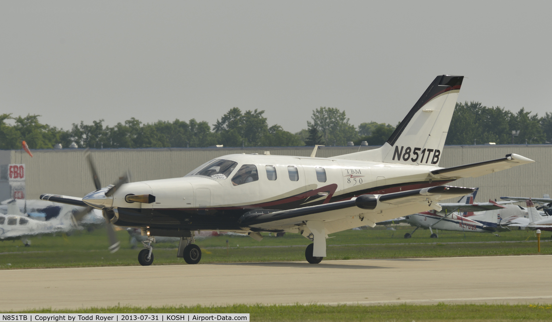 N851TB, 2006 Socata TBM-700 C/N 373, Airventure 2013