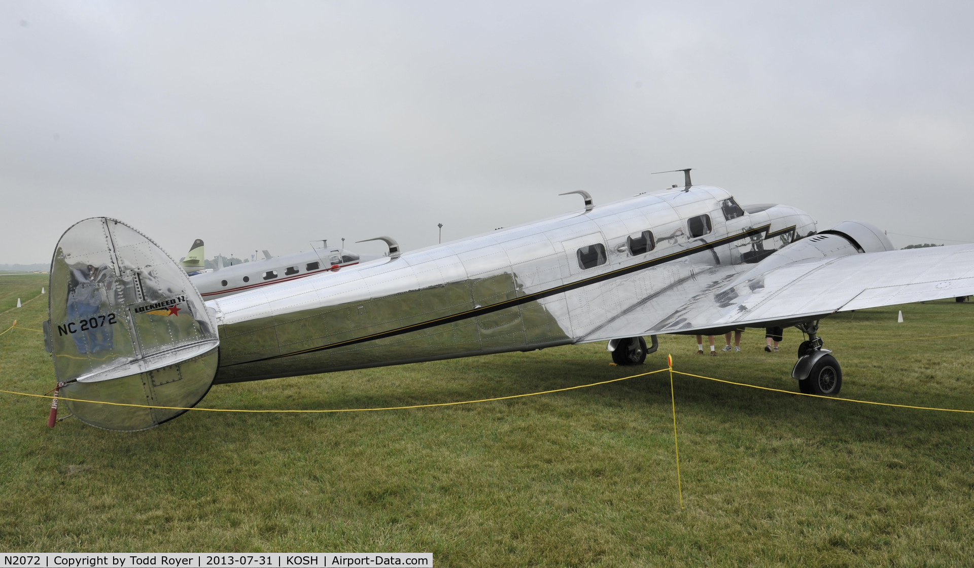 N2072, 1936 Lockheed 12A Electra Junior C/N 1208, Airventure 2013