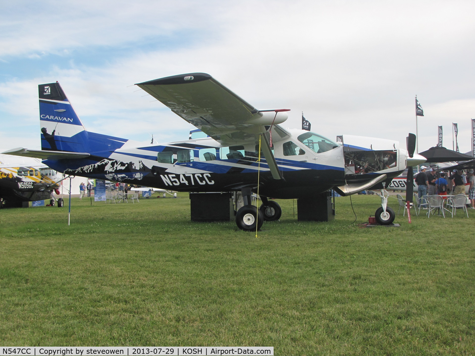 N547CC, 2013 Cessna 208 C/N 20800547, on display at KOSH