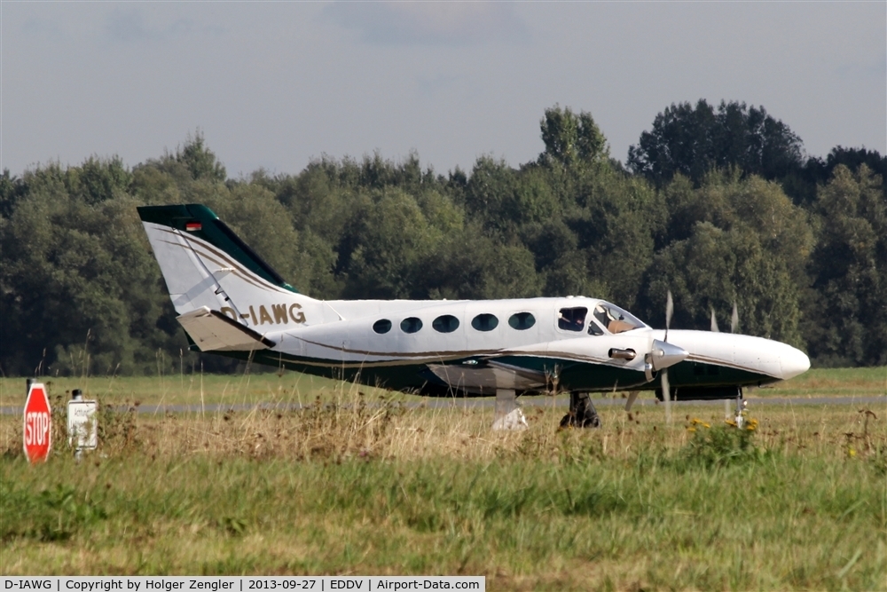D-IAWG, 1982 Cessna 425 Conquest 1 C/N 425-0160, On taxi to GAT.....