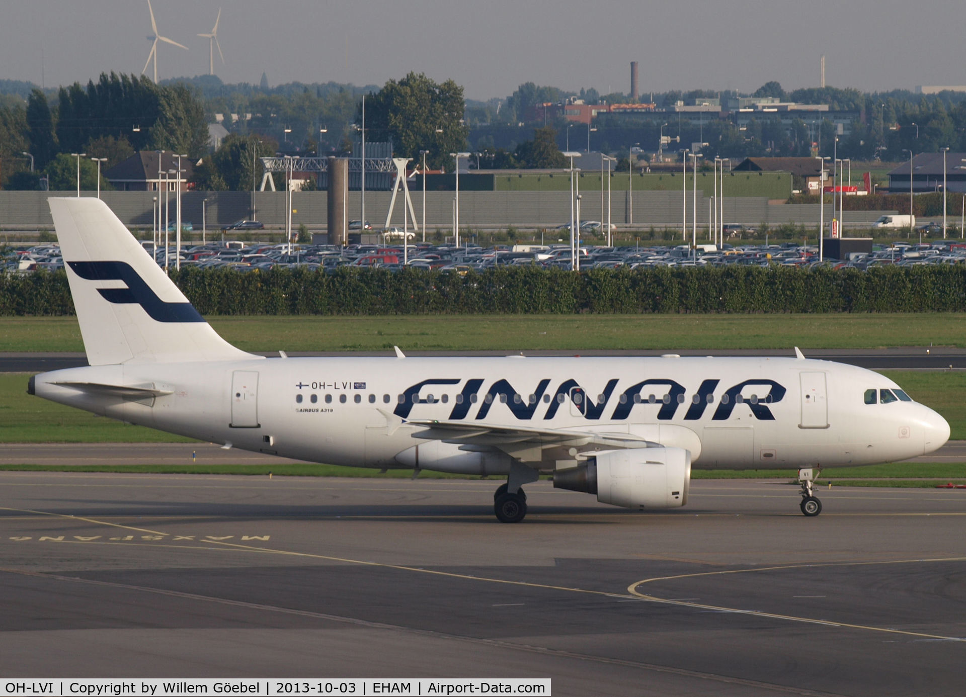 OH-LVI, 2000 Airbus A319-112 C/N 1364, Taxi to the gate of Schiphol Airport