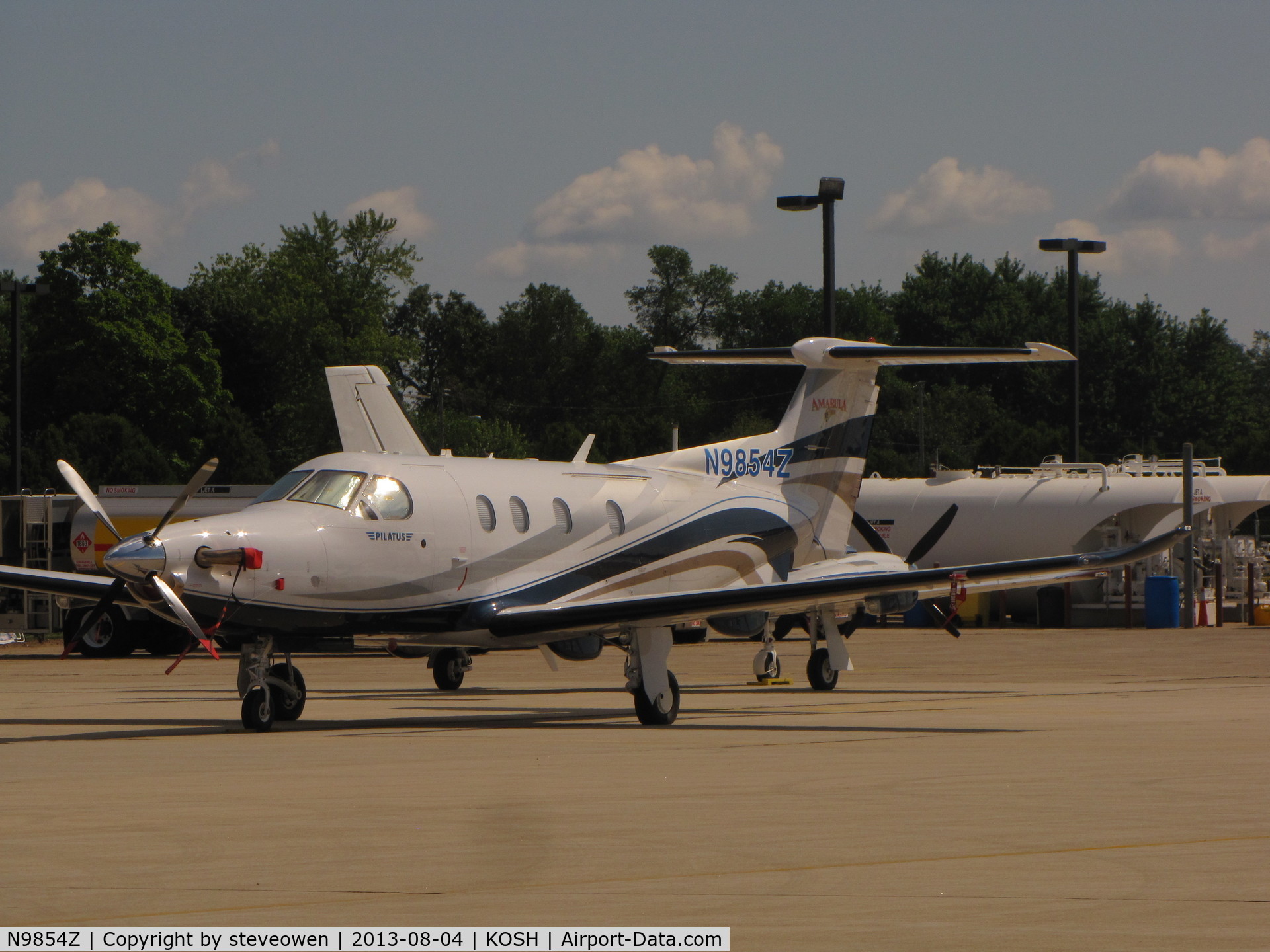 N9854Z, 2011 Pilatus PC-12/47E C/N 1302, Orion FBO ramp