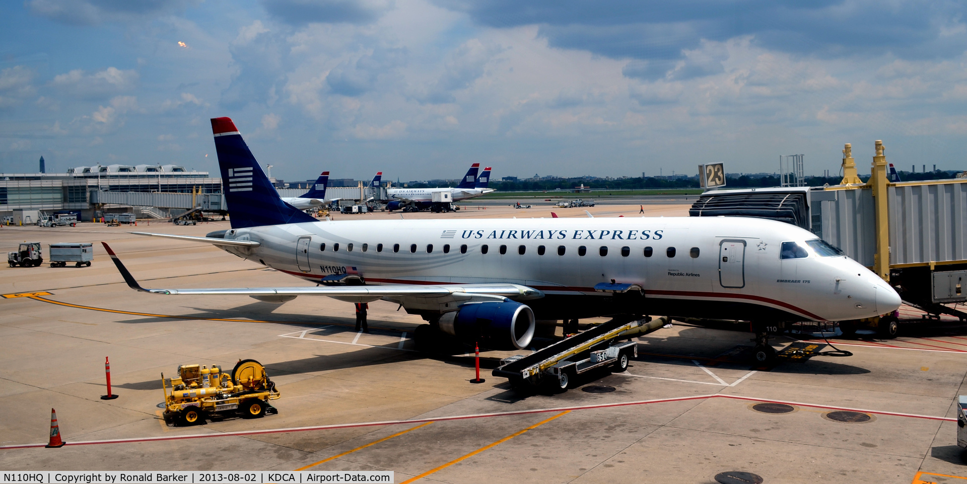 N110HQ, 2007 Embraer 175LR (ERJ-170-200LR) C/N 17000172, Gate 23 National