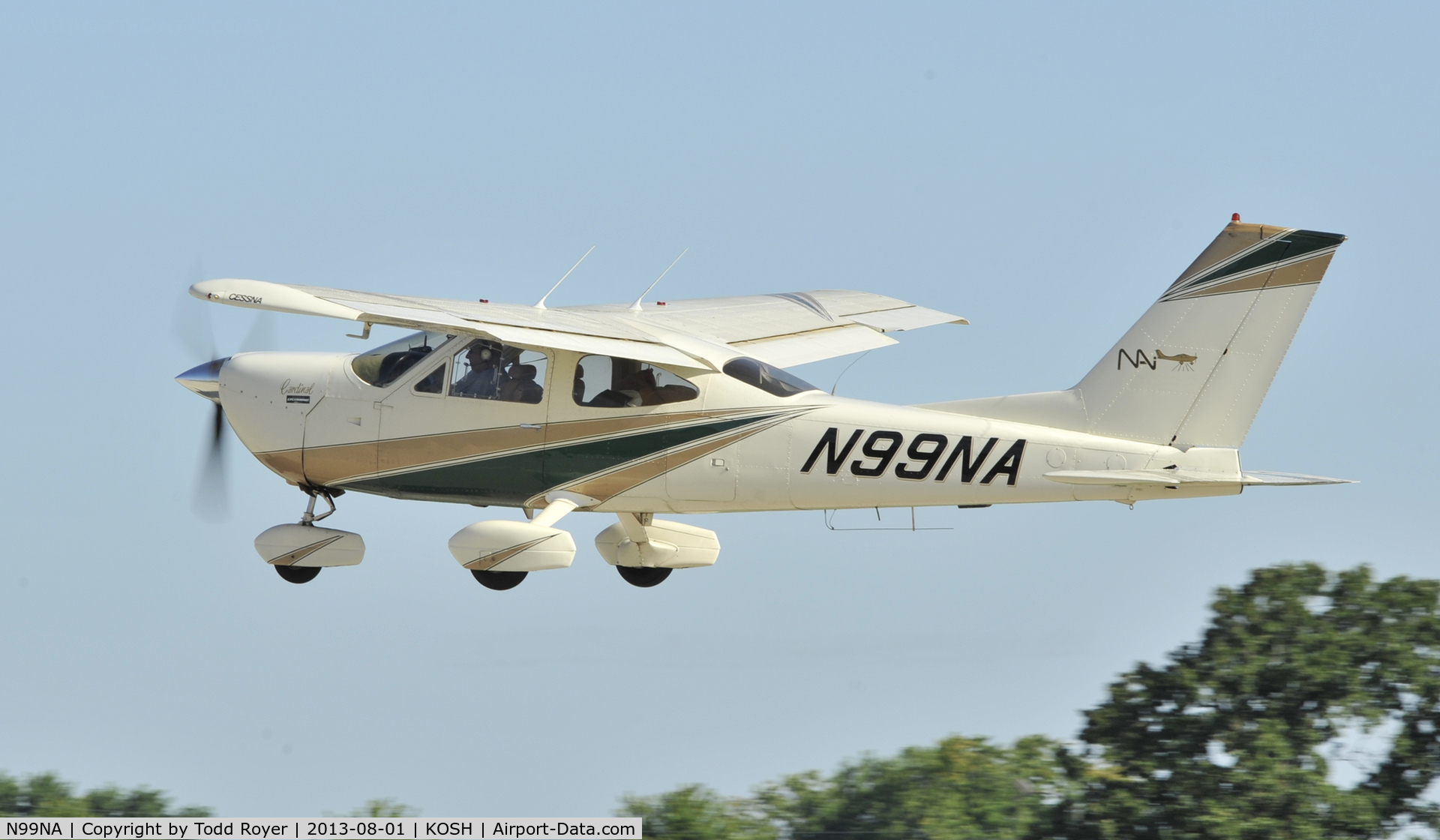 N99NA, 1977 Cessna 177B Cardinal C/N 17702697, Airventure 2013