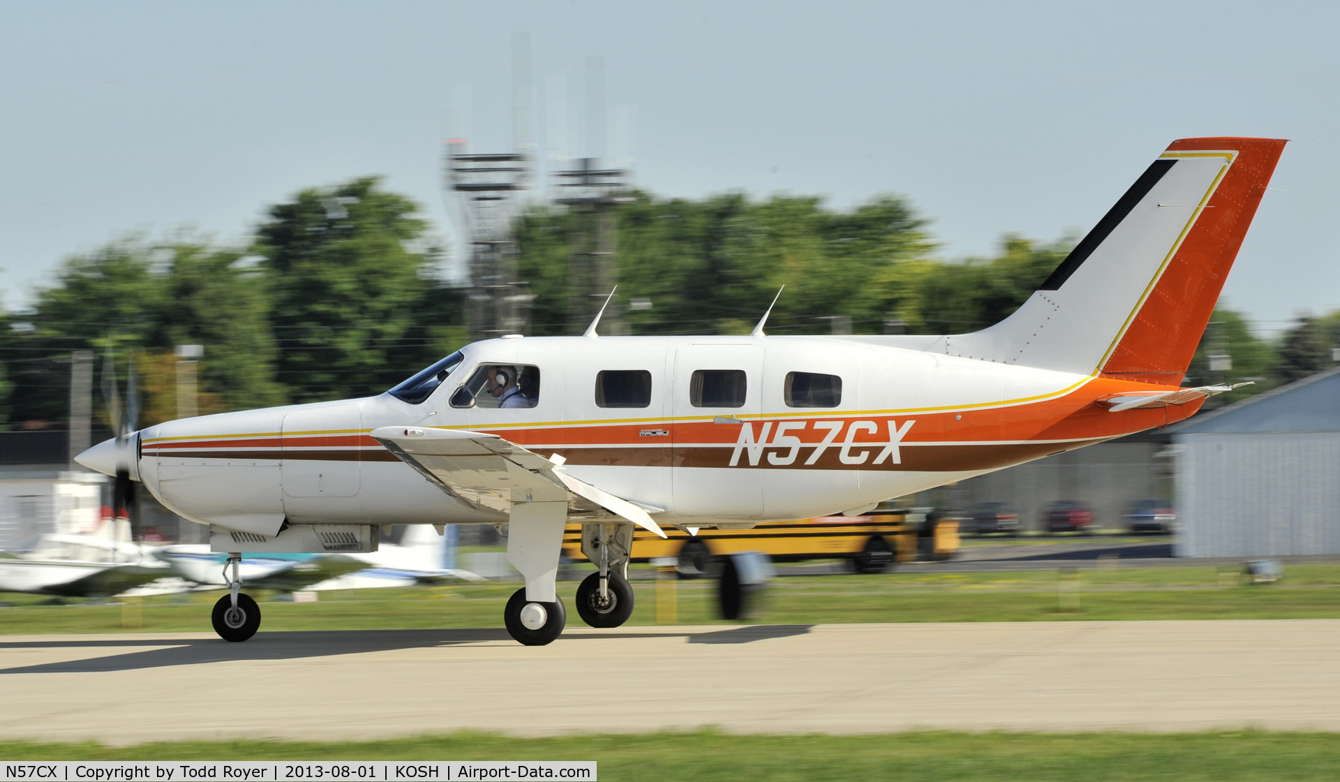 N57CX, 1985 Piper PA-46-310P Malibu C/N 46-8608013, Airventure 0213