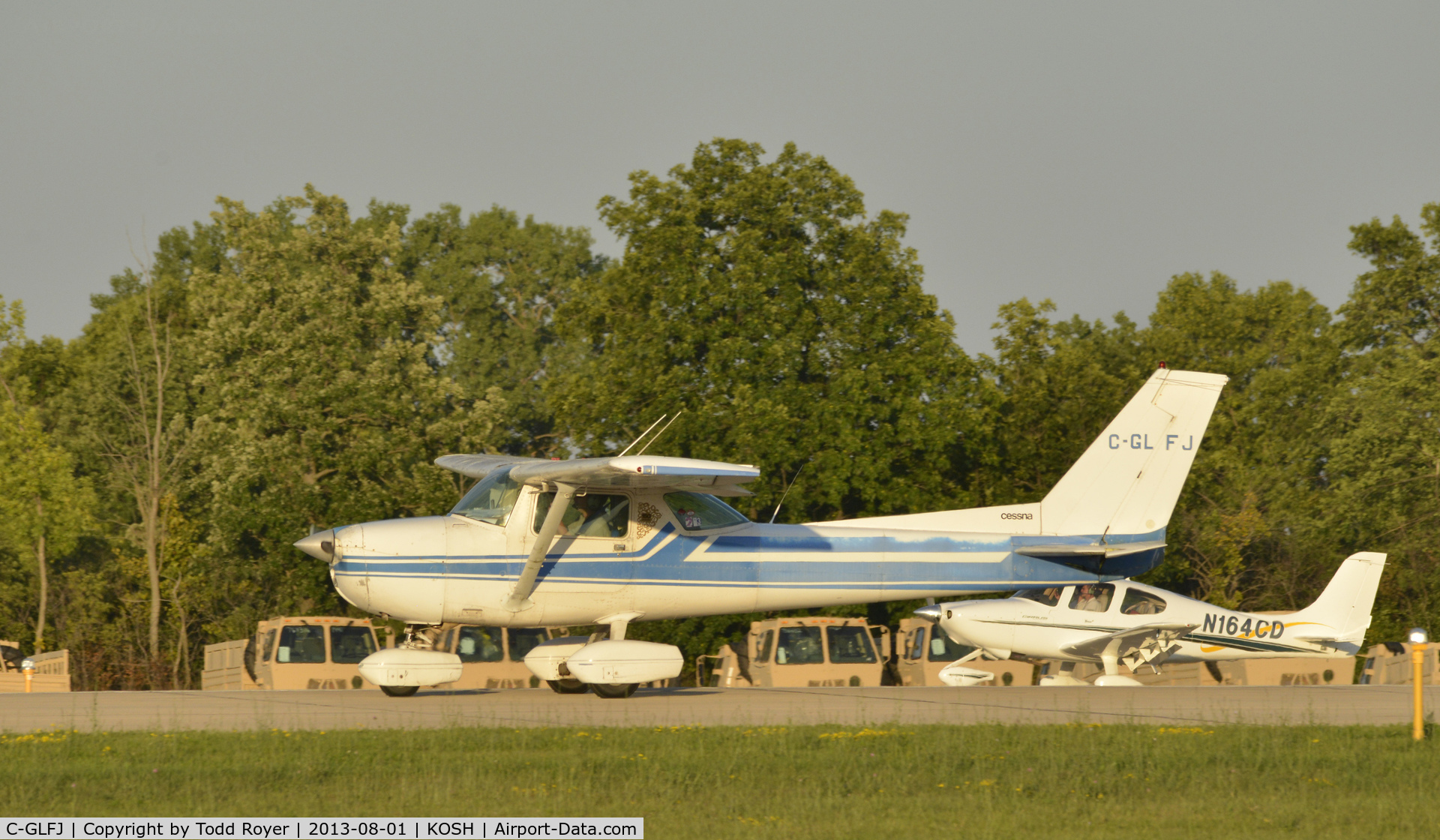 C-GLFJ, 1975 Cessna 150M C/N 15076102, Airventure 2013