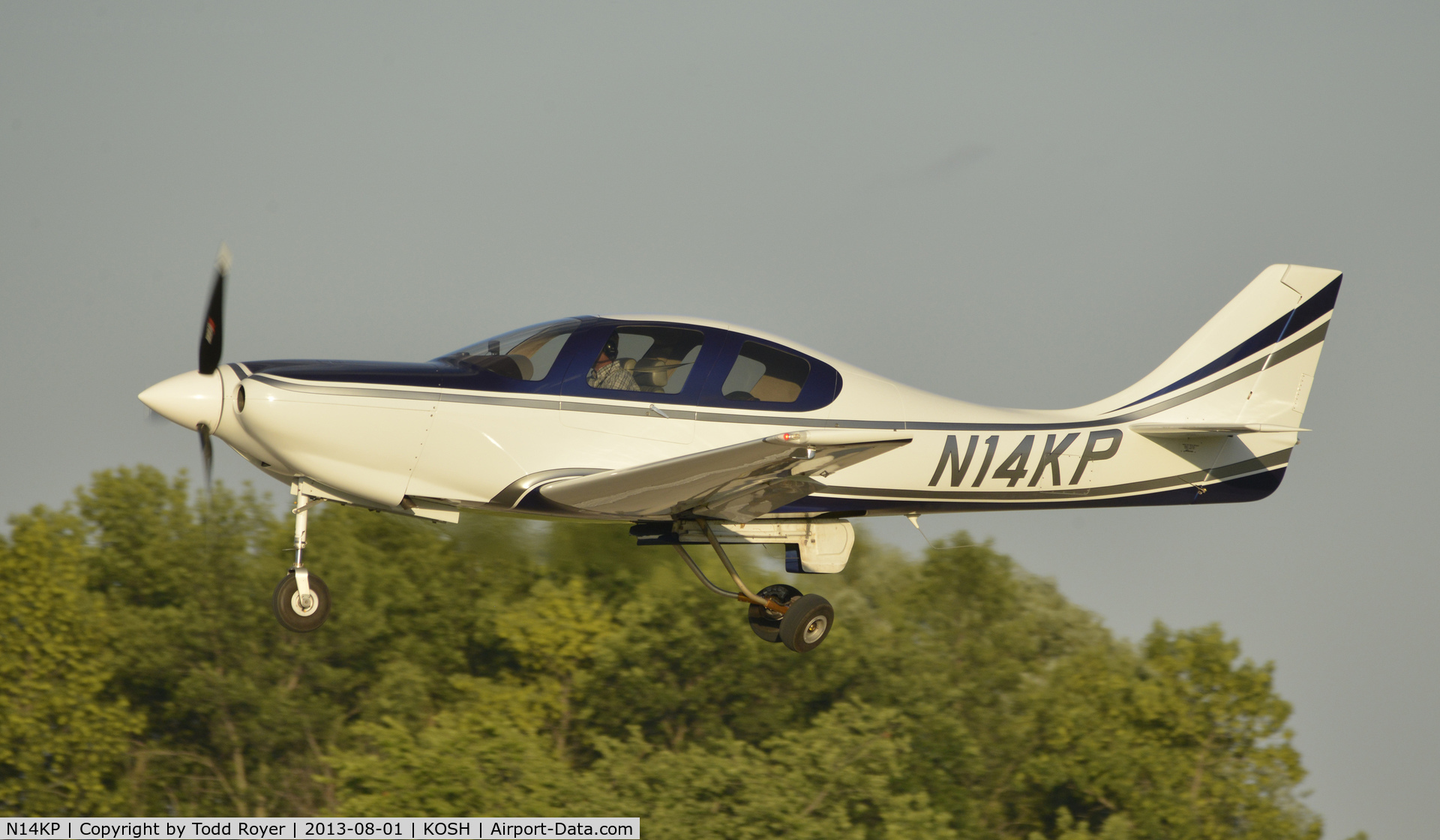 N14KP, 1999 Lancair IV C/N LIV-128, Airventure 2013