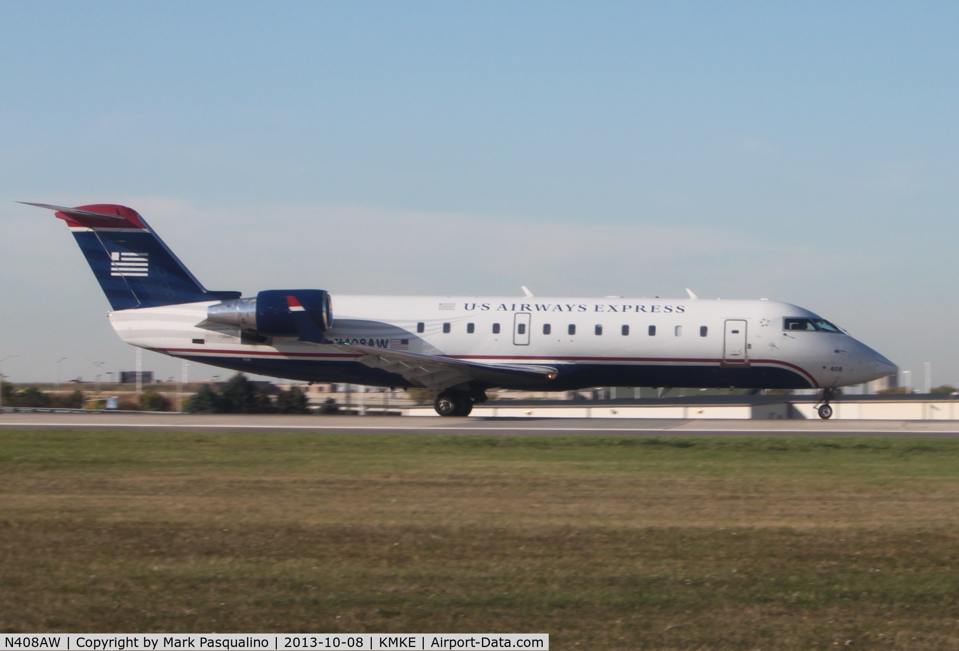 N408AW, 2001 Bombardier CRJ-200LR (CL-600-2B19) C/N 7568, CL-600-2B19