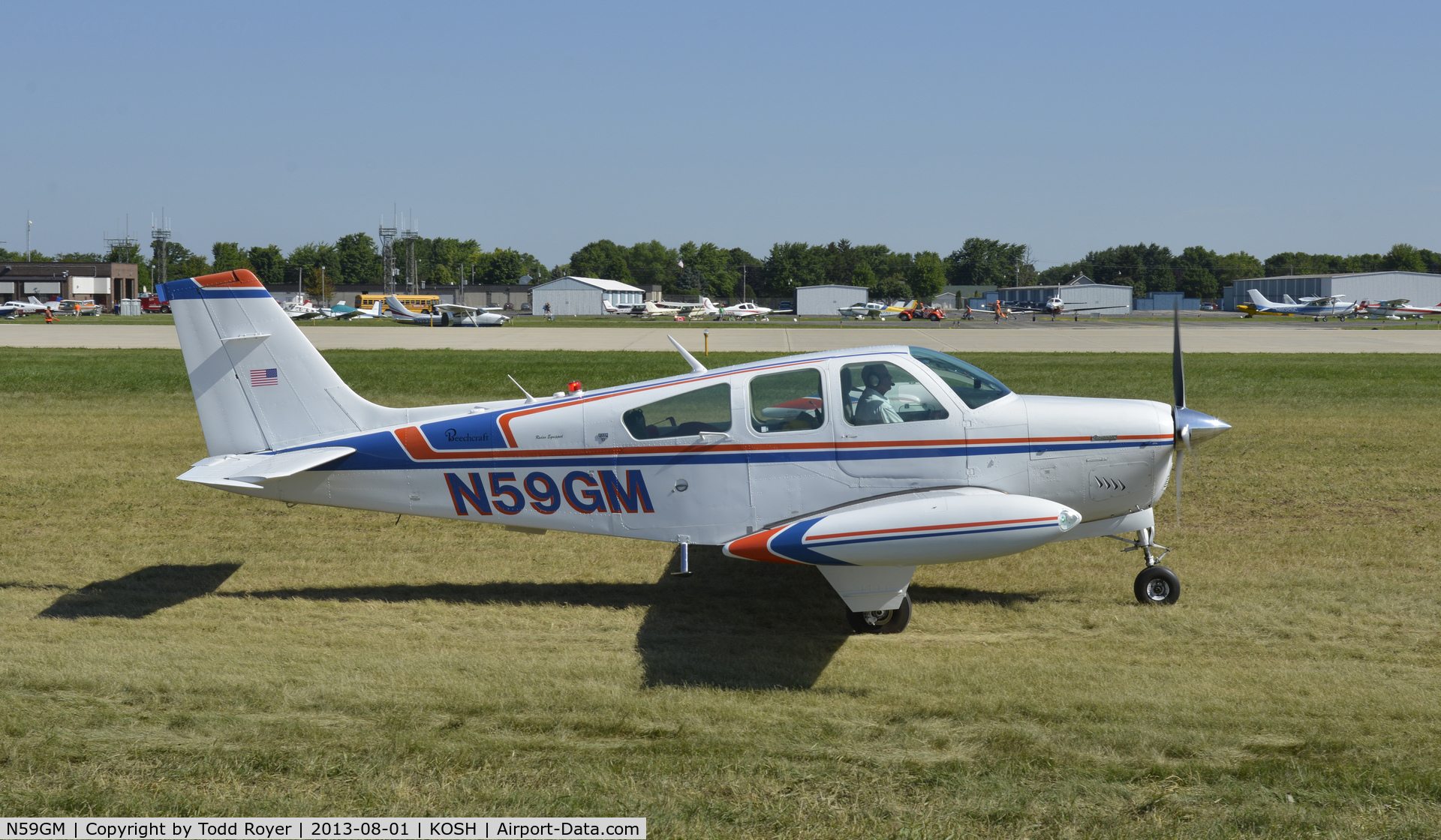 N59GM, 1981 Beech F33A Bonanza C/N CE-964, Airventure 2013