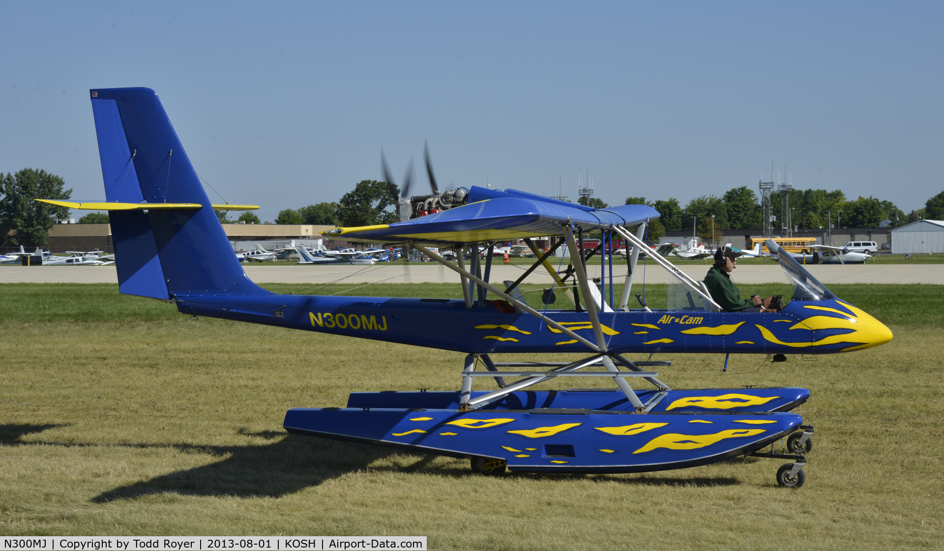 N300MJ, 1999 Lockwood Aircam C/N AC039, Airventure 2013