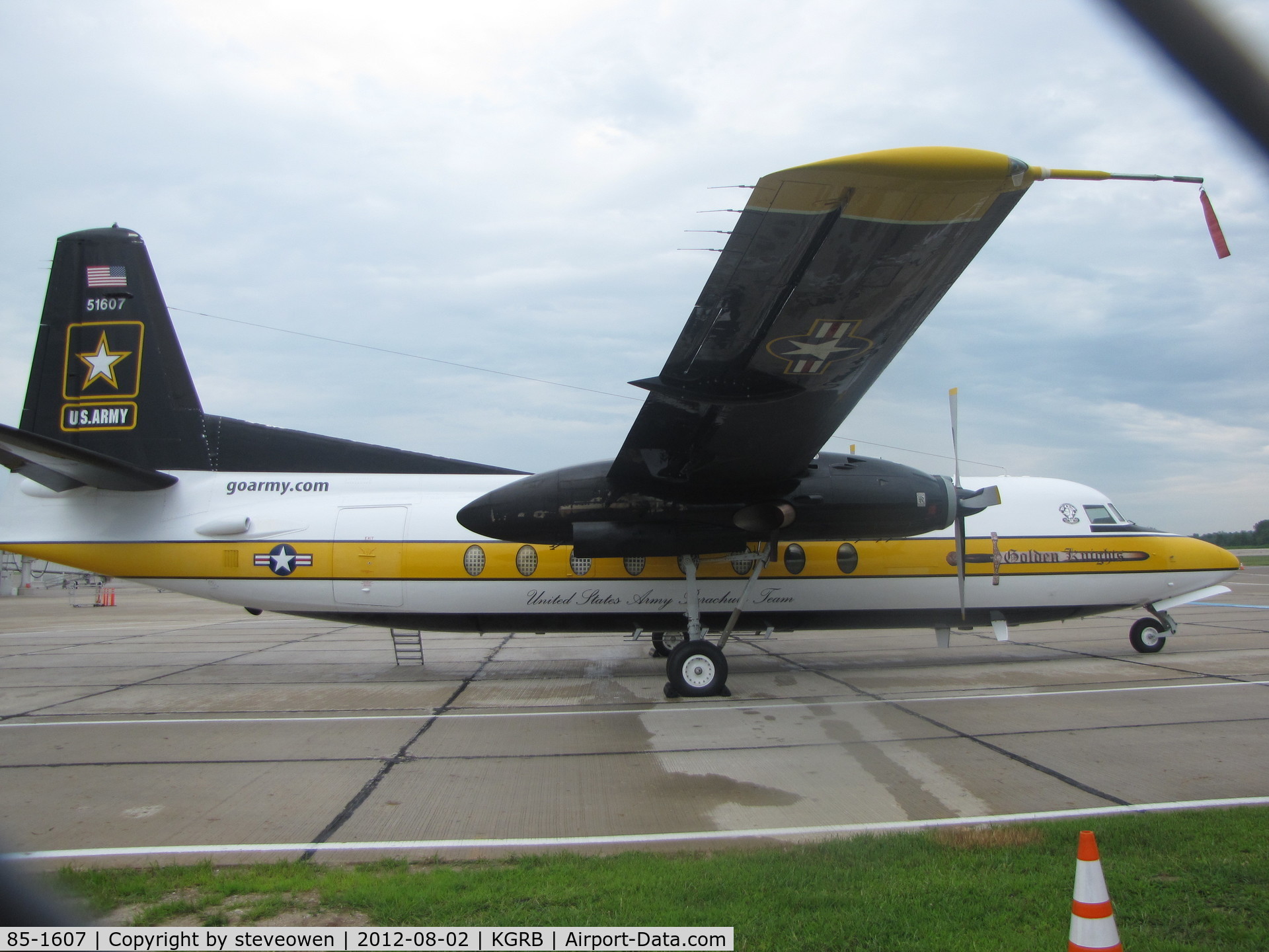 85-1607, 1983 Fokker C-31A (F27-400M) Troopship C/N 10653, Golden Knights At Green Bay