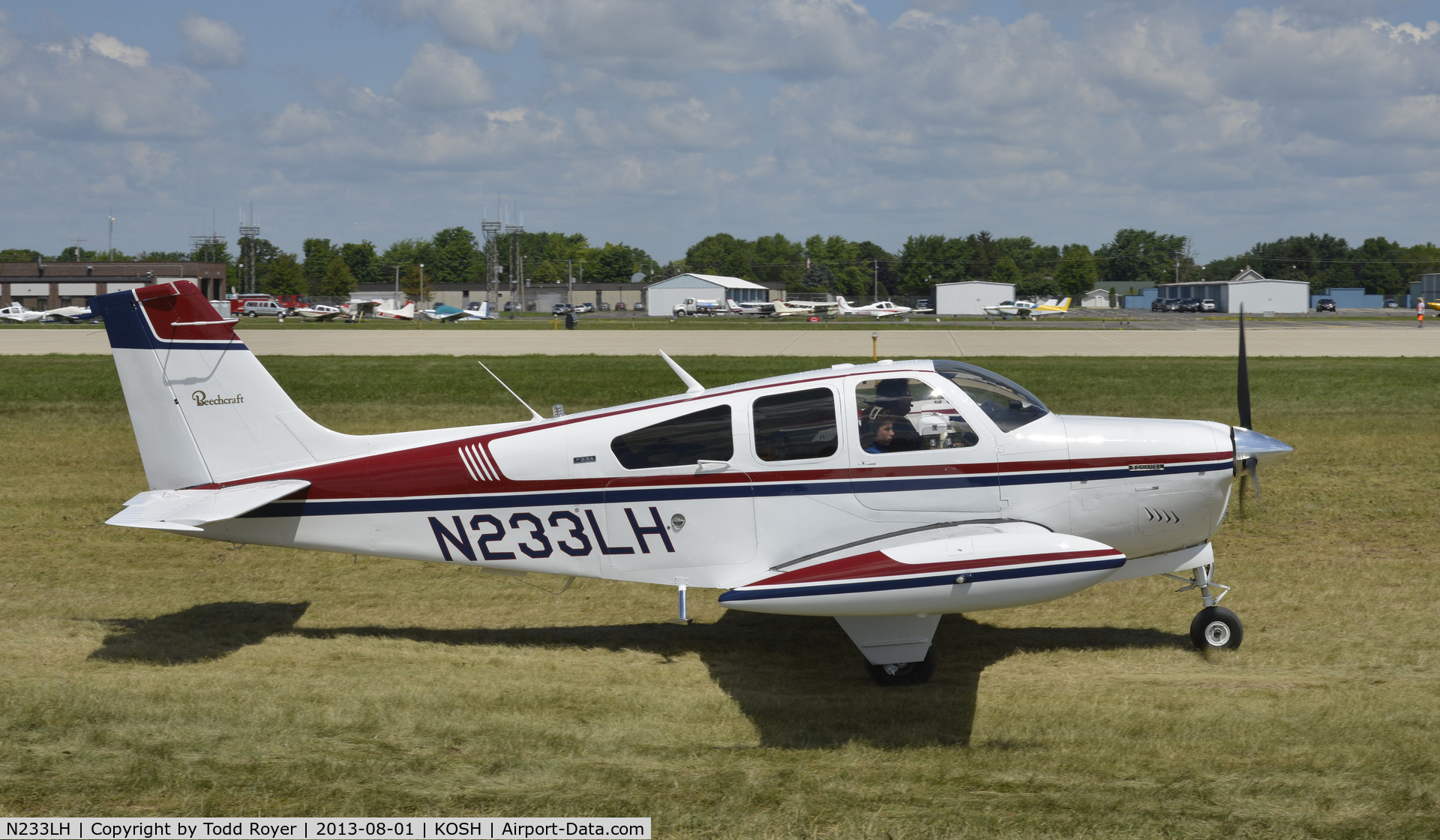 N233LH, 1974 Beech F33A Bonanza C/N CE-550, Airventure 2013