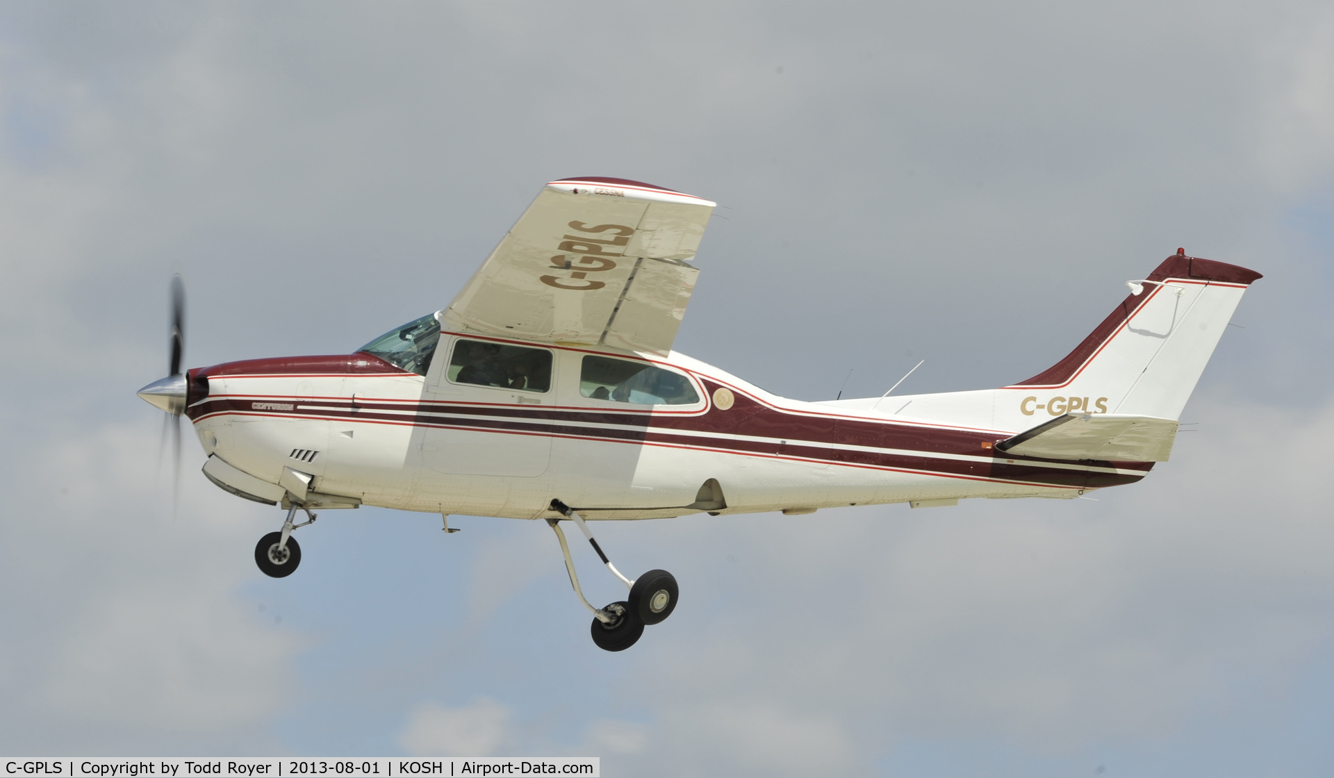 C-GPLS, 1980 Cessna T210N Turbo Centurion C/N 21063885, Airventure 2013