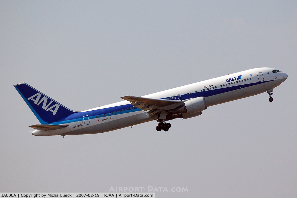 JA606A, 2002 Boeing 767-381/ER C/N 32975, At Narita