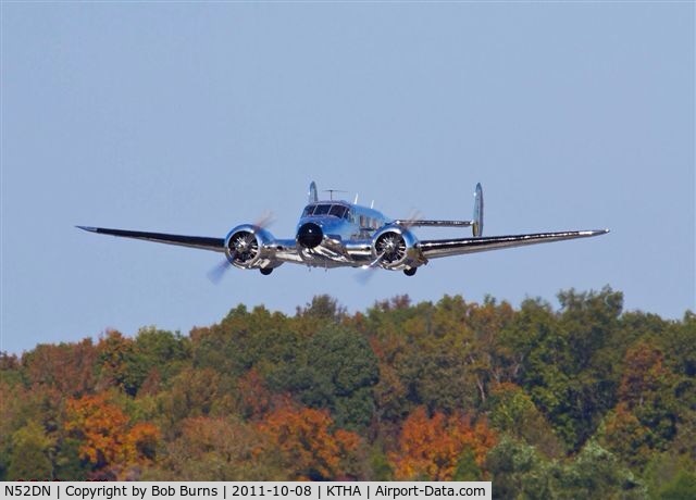 N52DN, 1952 Beech D18S C/N A-846, Takeoff in Tullahoma ,Tn