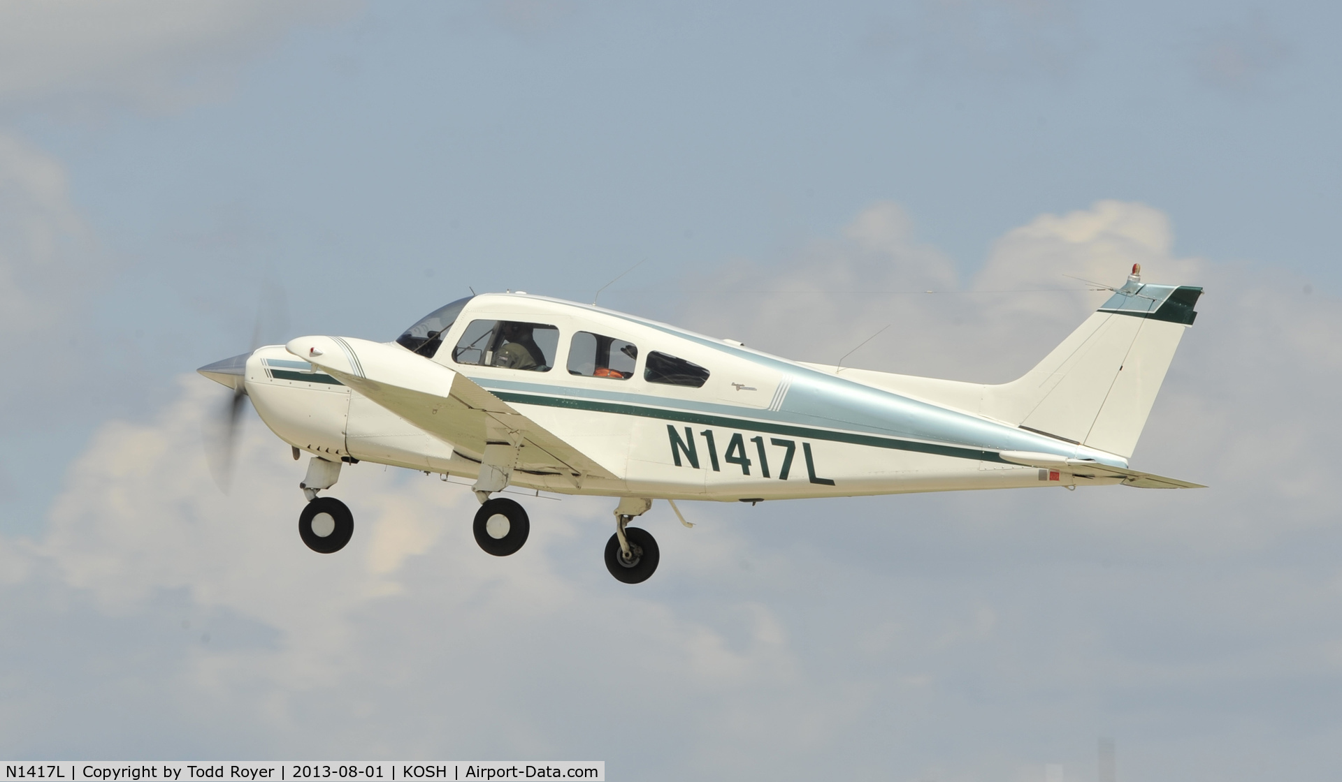 N1417L, 1965 Beech A23 C/N M-809, Airventure 2013