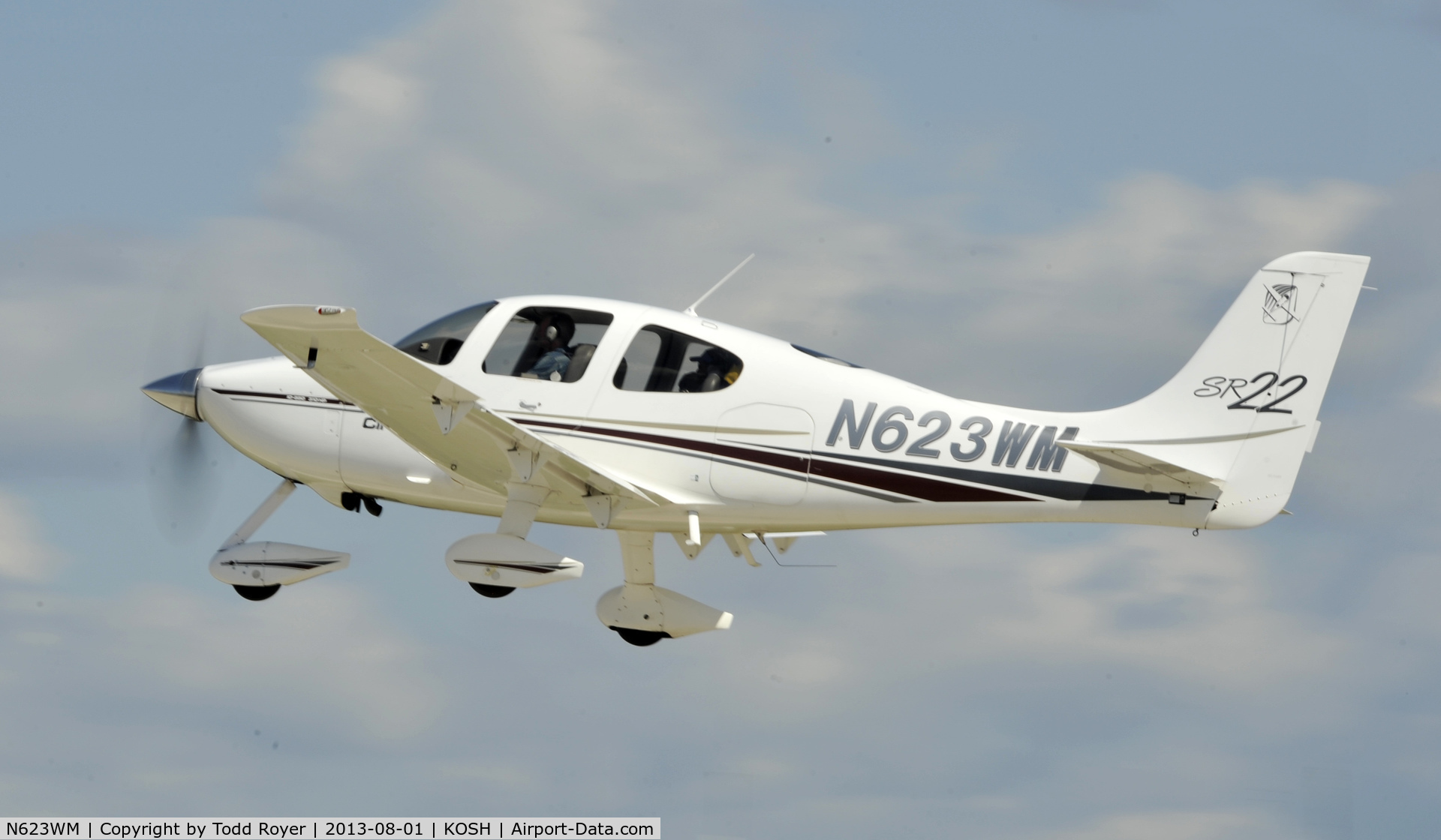 N623WM, 2002 Cirrus SR22 C/N 0208, Airventure 2013