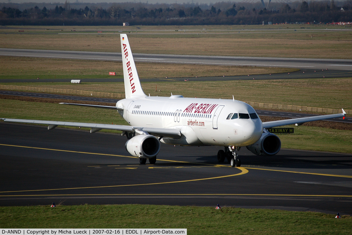 D-ANND, 2001 Airbus A320-232 C/N 1546, At Düsseldorf