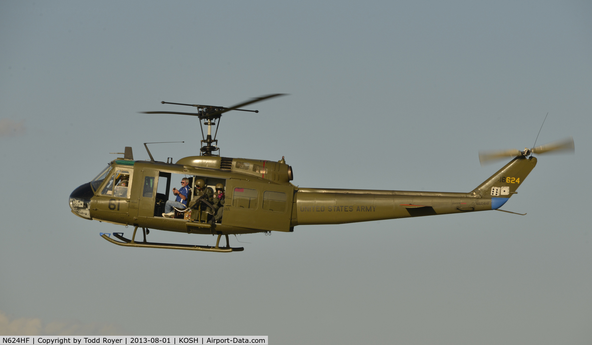 N624HF, 1966 Bell UH-1D Iroquois C/N 8819, Airventure 2013