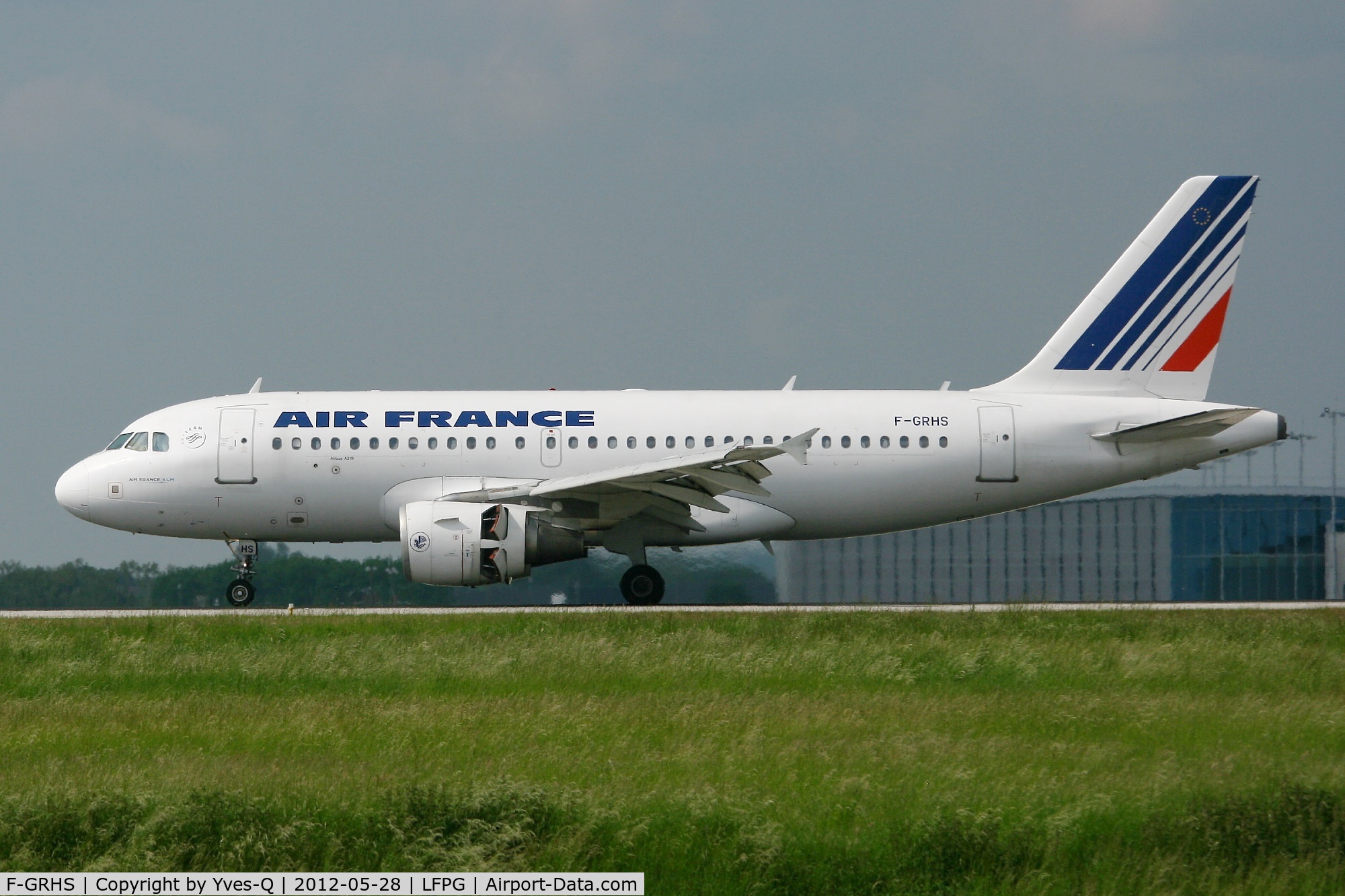 F-GRHS, 2001 Airbus A319-111 C/N 1444, Airbus A319-111, Landing Rwy 26L, Roissy Charles De Gaulle Airport (LFPG-CDG)