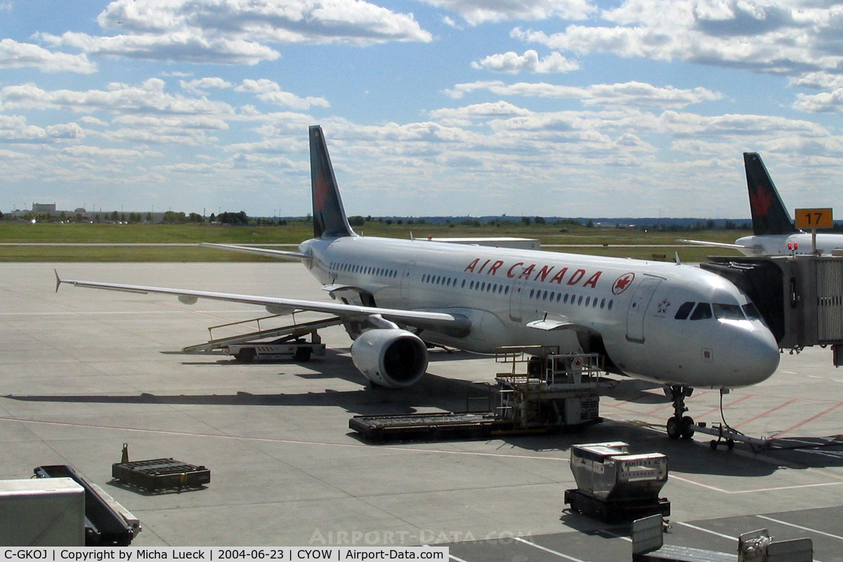 C-GKOJ, 1997 Airbus A321-211 C/N 684, At Ottawa