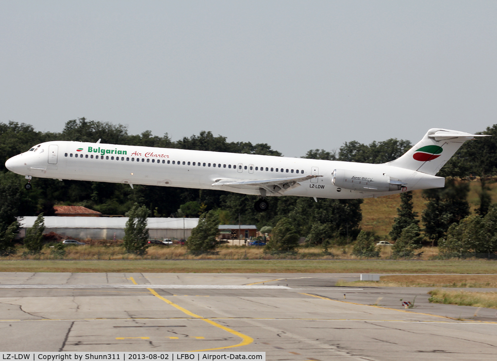 LZ-LDW, 1989 McDonnell Douglas MD-82 (DC-9-82) C/N 49795, Landing rwy 14R and used by Mistral for summer...