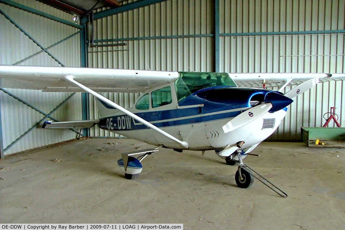 OE-DDW, Cessna 182K Skylane C/N 18258365, Cessna 182K Skylane [182-58365] Krems~OE 11/07/2009