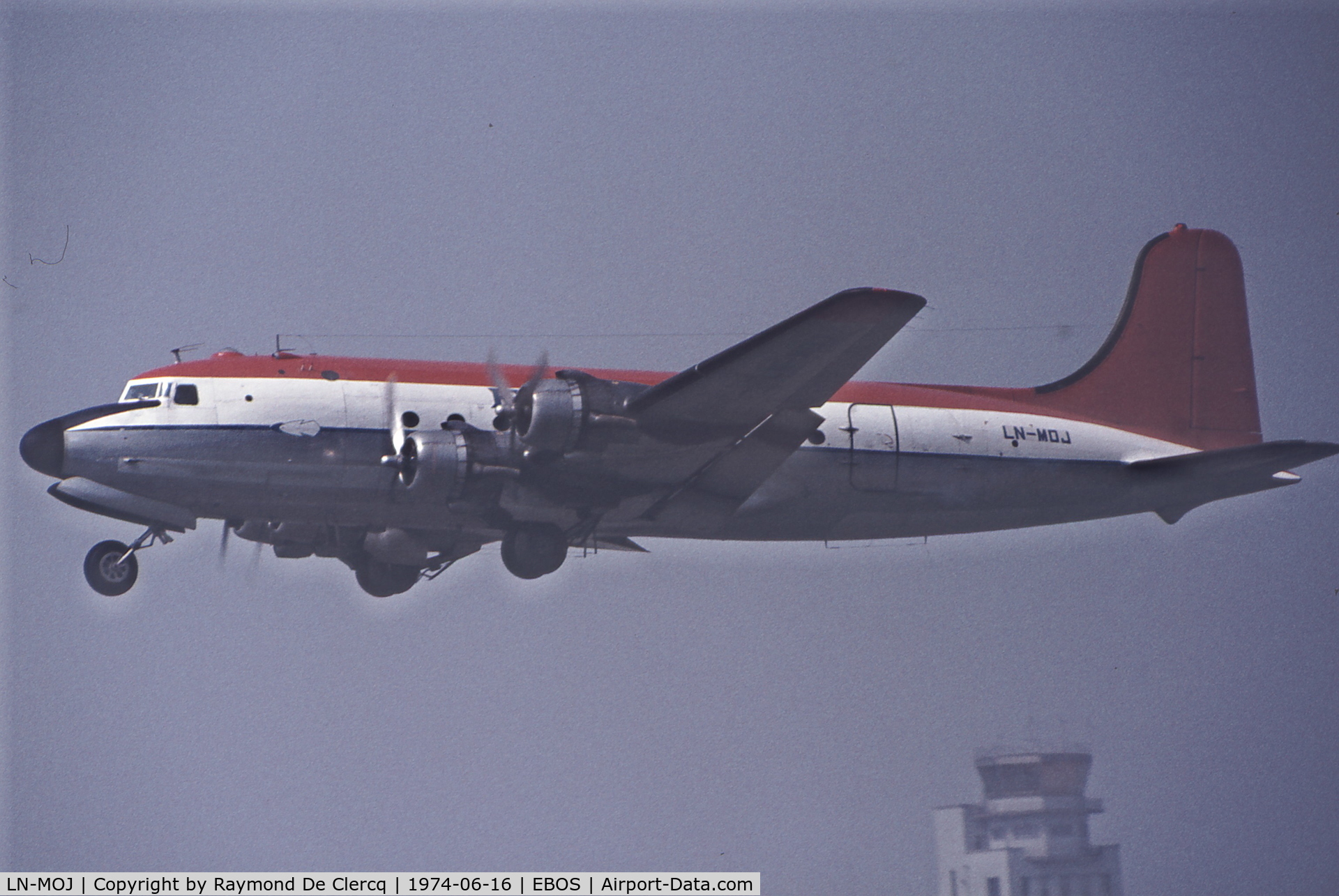 LN-MOJ, 1944 Douglas DC-4 Skymaster C/N 27336, Taking-Off at Ostend 1974