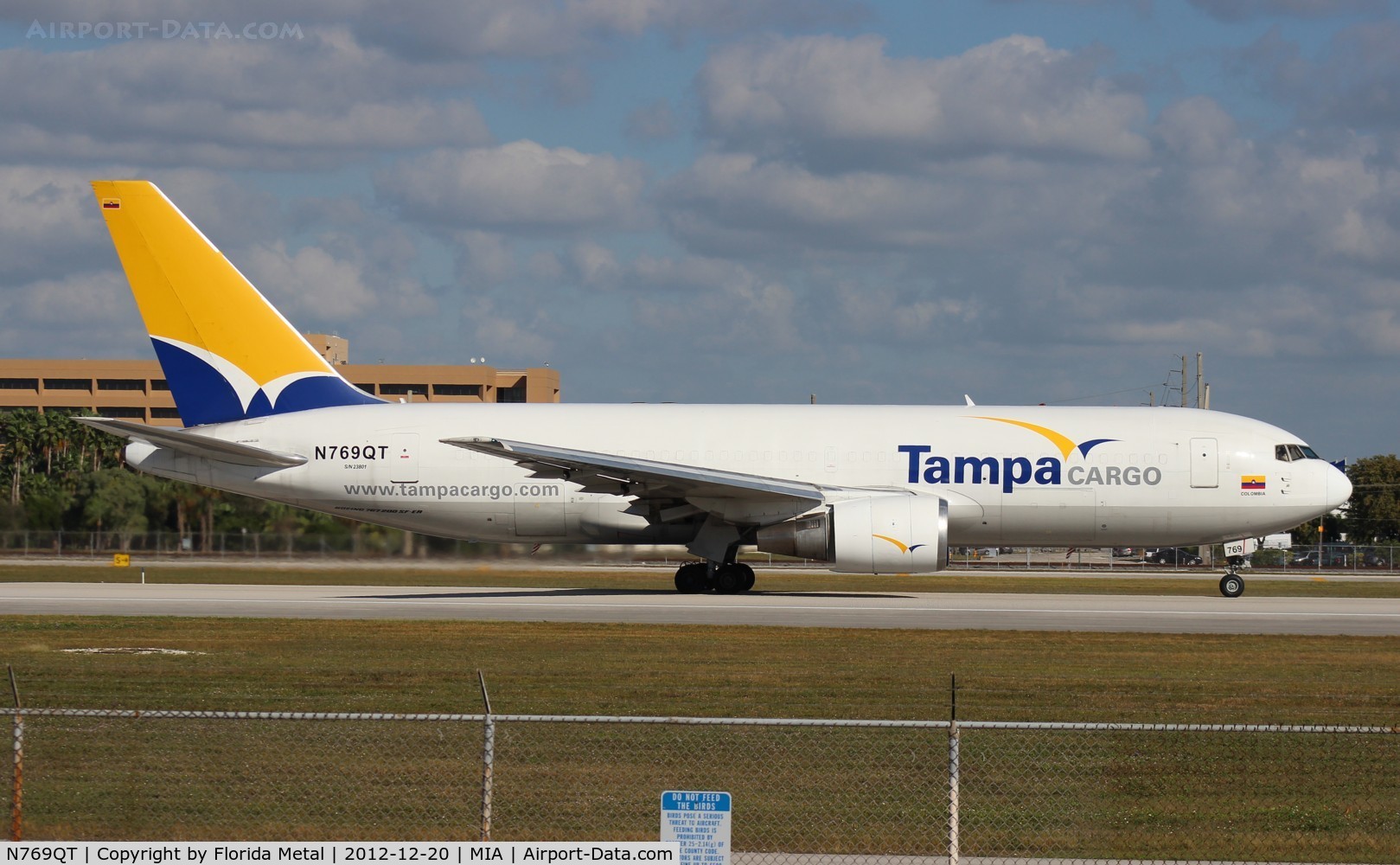 N769QT, 1987 Boeing 767-241 C/N 23801, Tampa Colombia 767-200