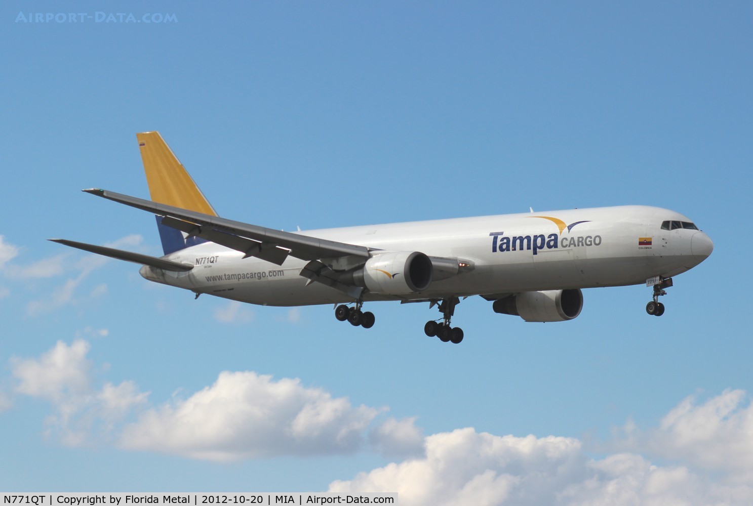 N771QT, Boeing 767-381F C/N 33404, Tampa Colombia 767-300