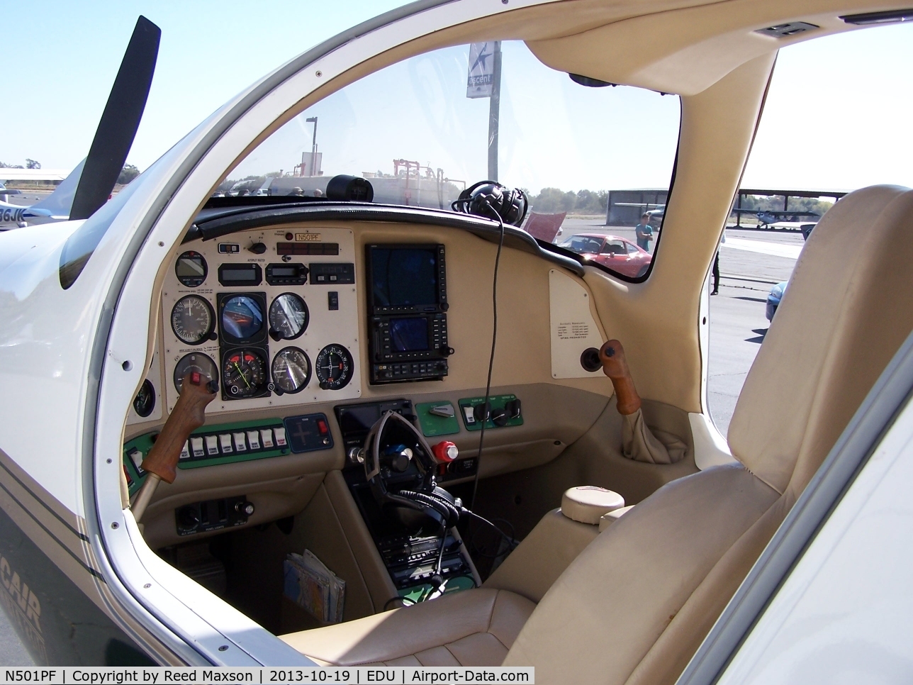 N501PF, 2001 Lancair LC-40-550FG C/N 40021, Lancair cabin