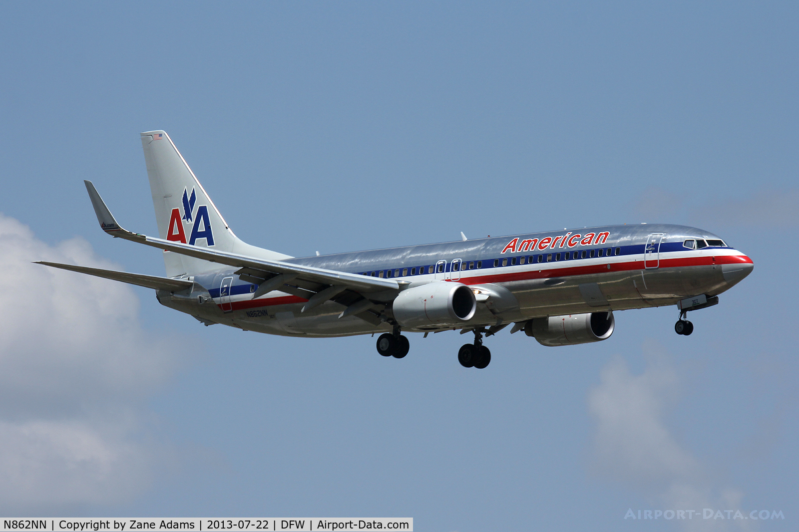 N862NN, 2010 Boeing 737-823 C/N 30905, Landing at DFW Airport