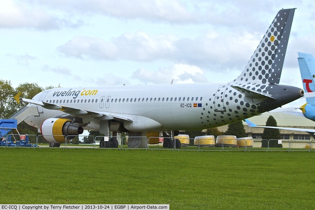 EC-ICQ, 1991 Airbus A320-211 C/N 199, Ex Vueling Airlines 1991 Airbus A320-211, c/n: 199 at Kemble